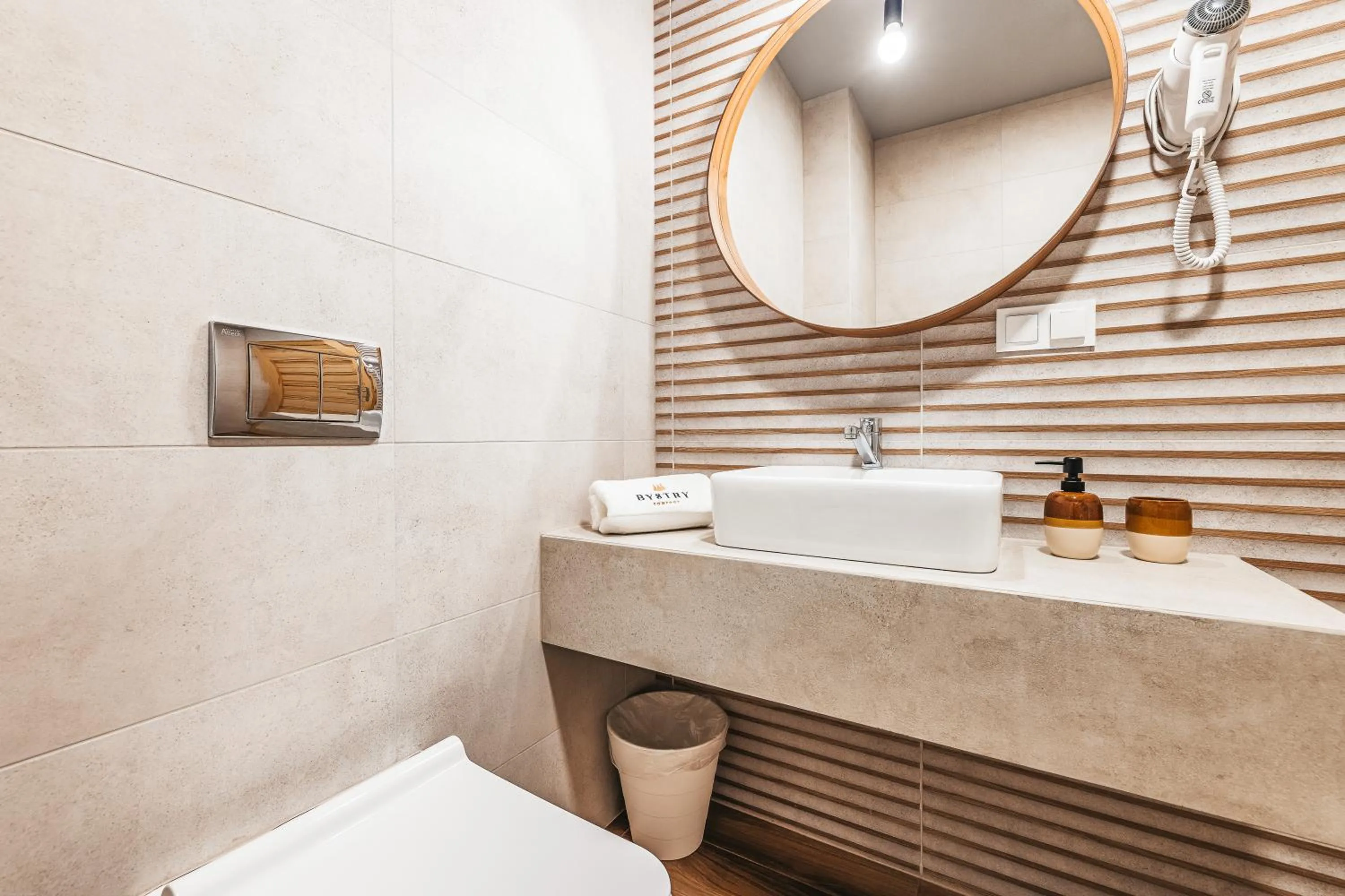 Toilet in Bystry Comfort