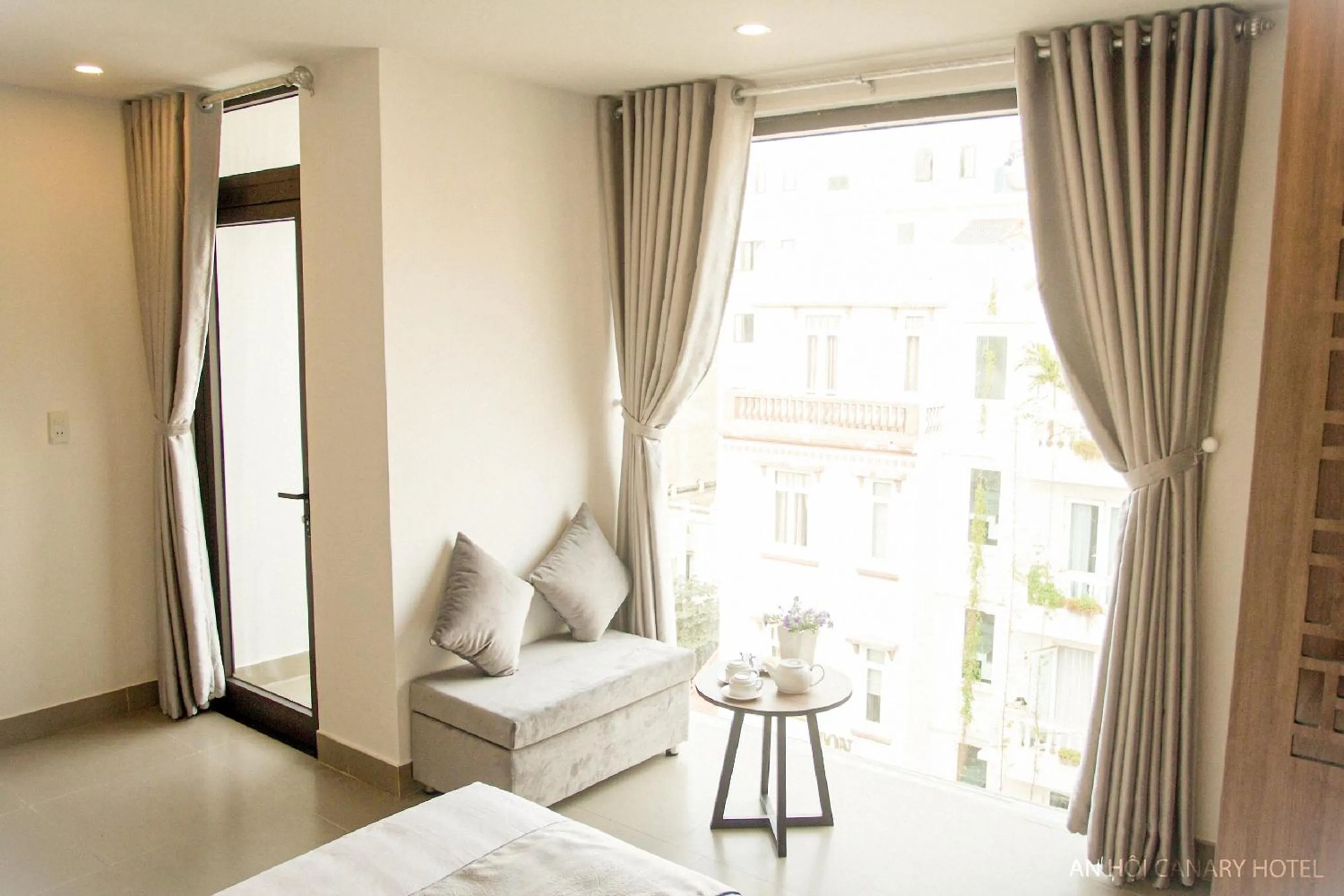 Bed in An Hoi Canary Hotel