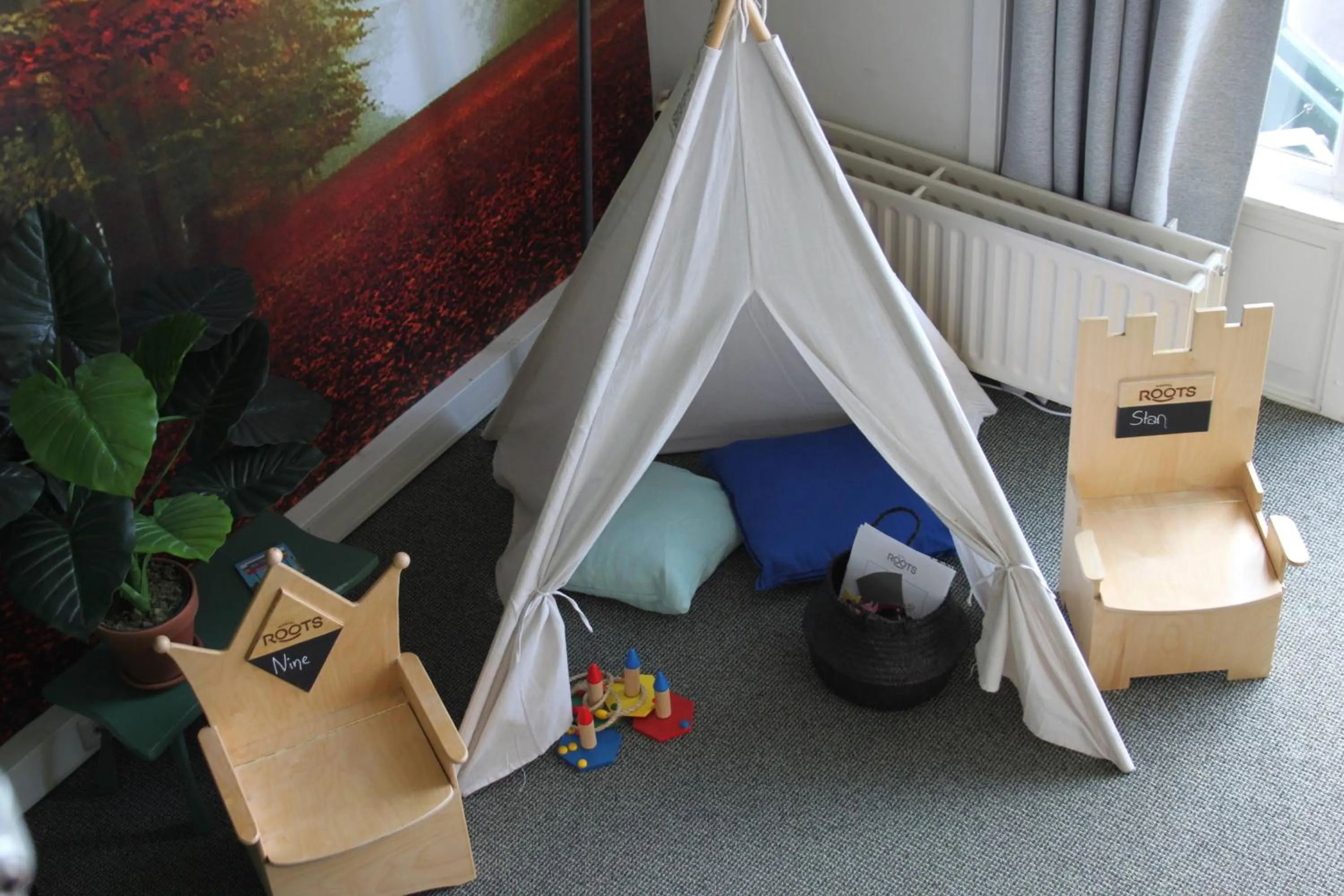 children in Hostel Roots