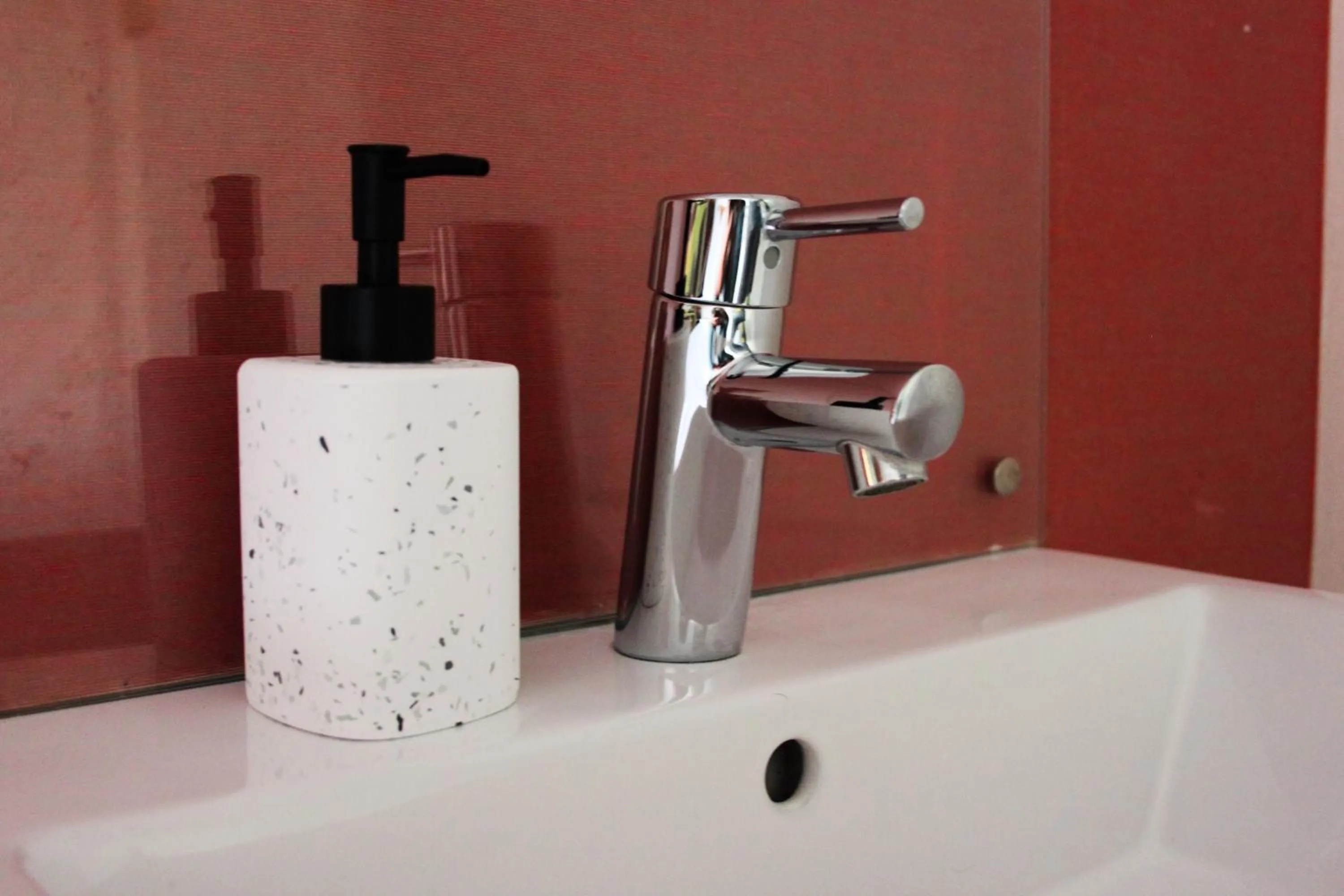 Bathroom in Hostel Roots