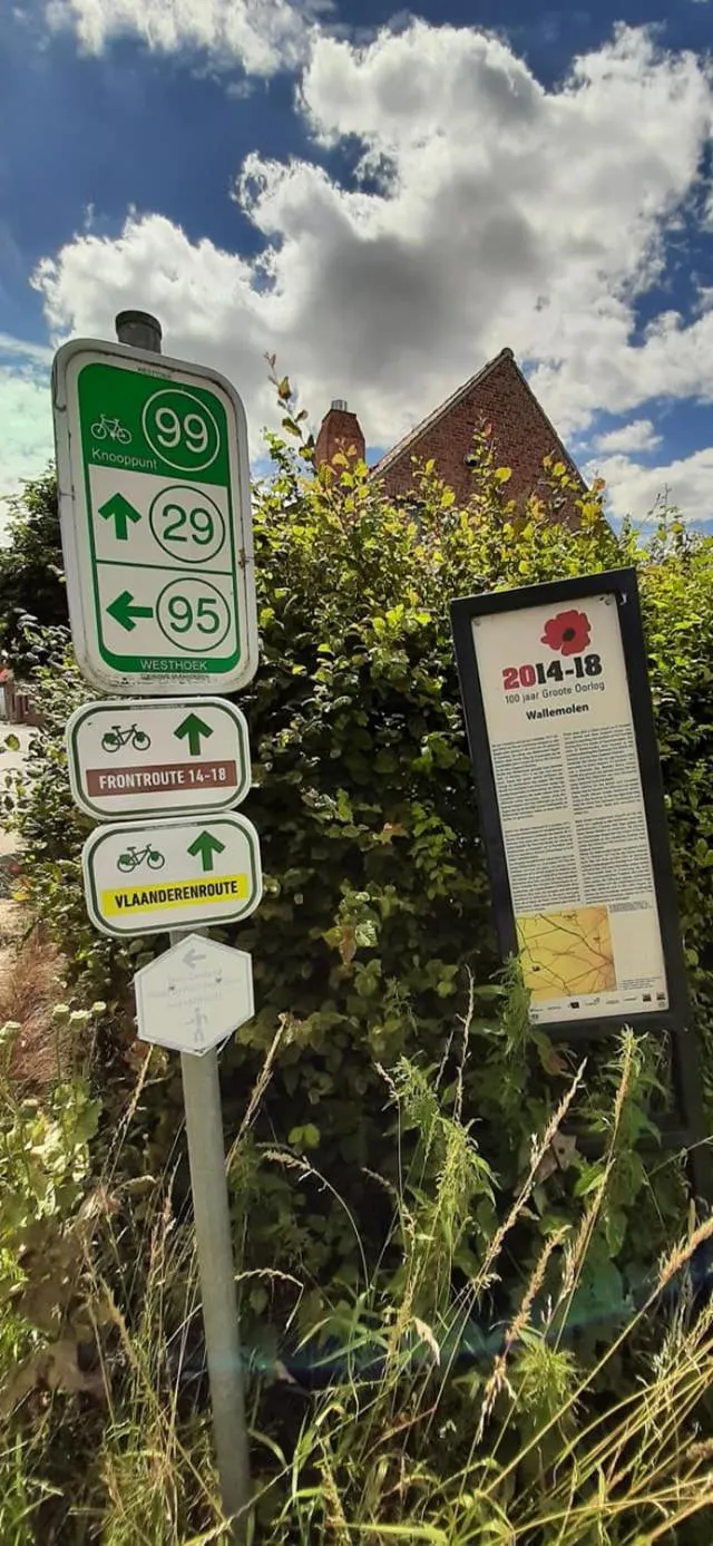 Neighbourhood in Varlet Farm