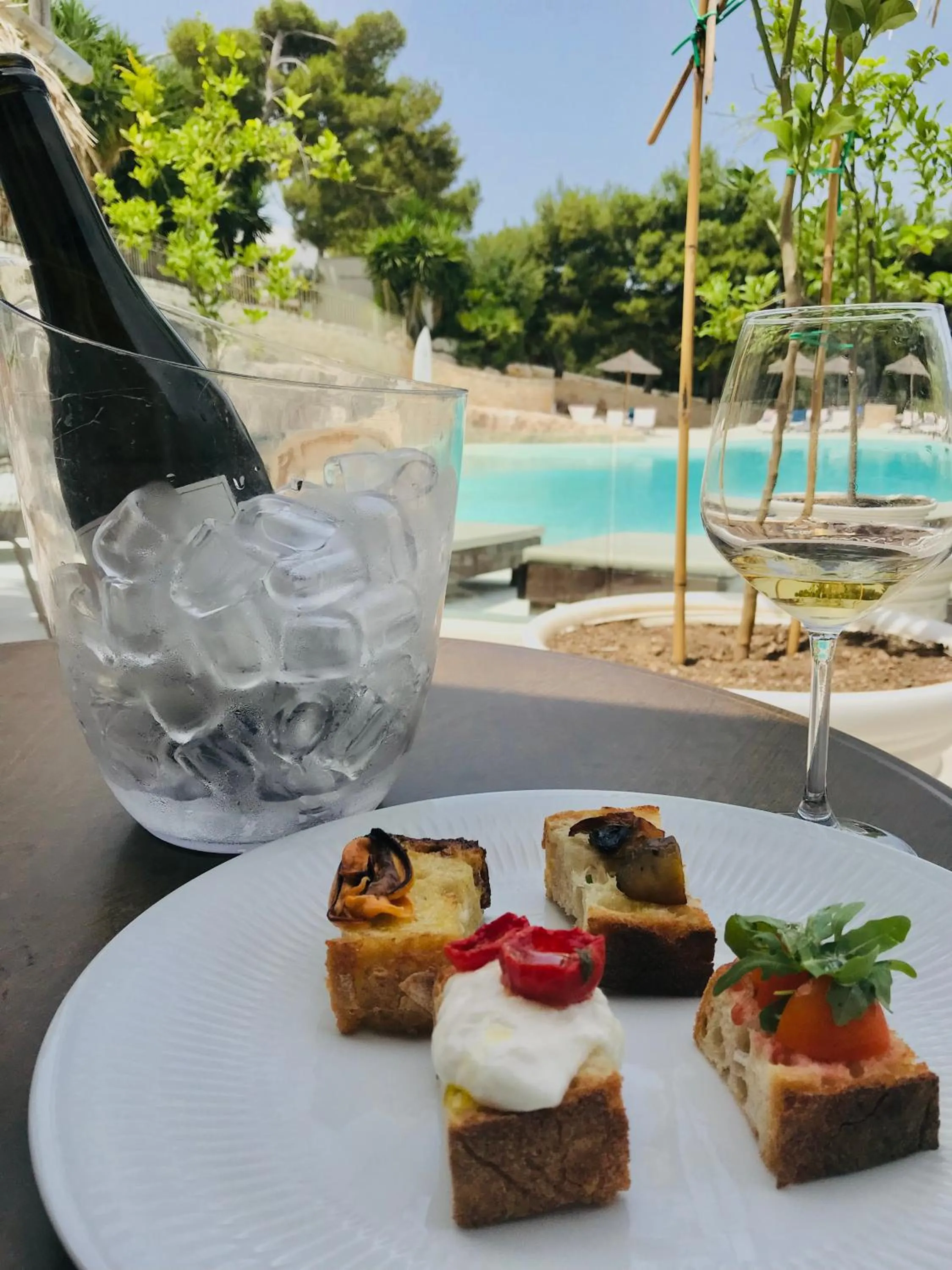 Restaurant/places to eat in Viestemare Resort & SPA