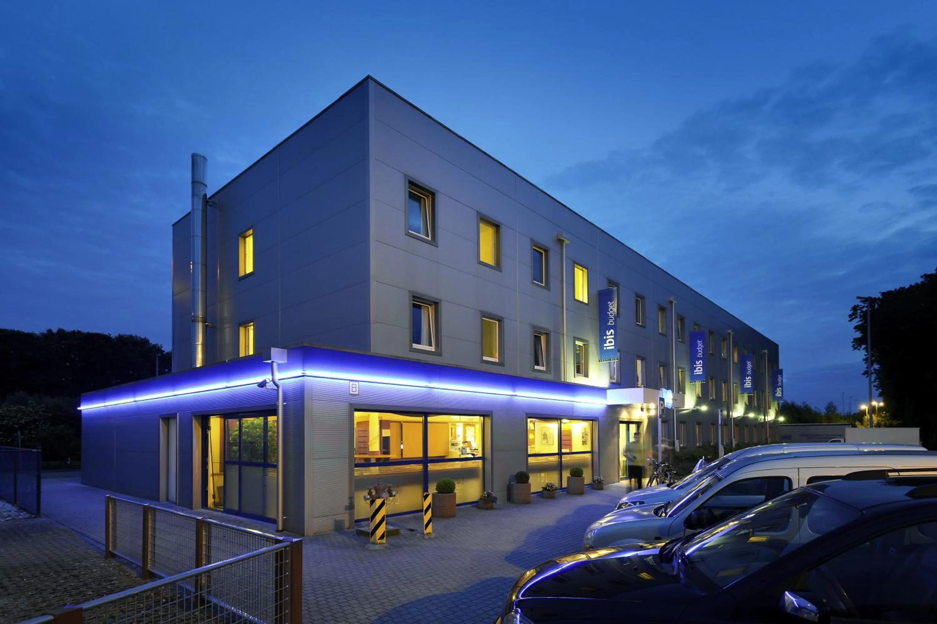 Facade/entrance in ibis budget Aachen Raeren Grenze
