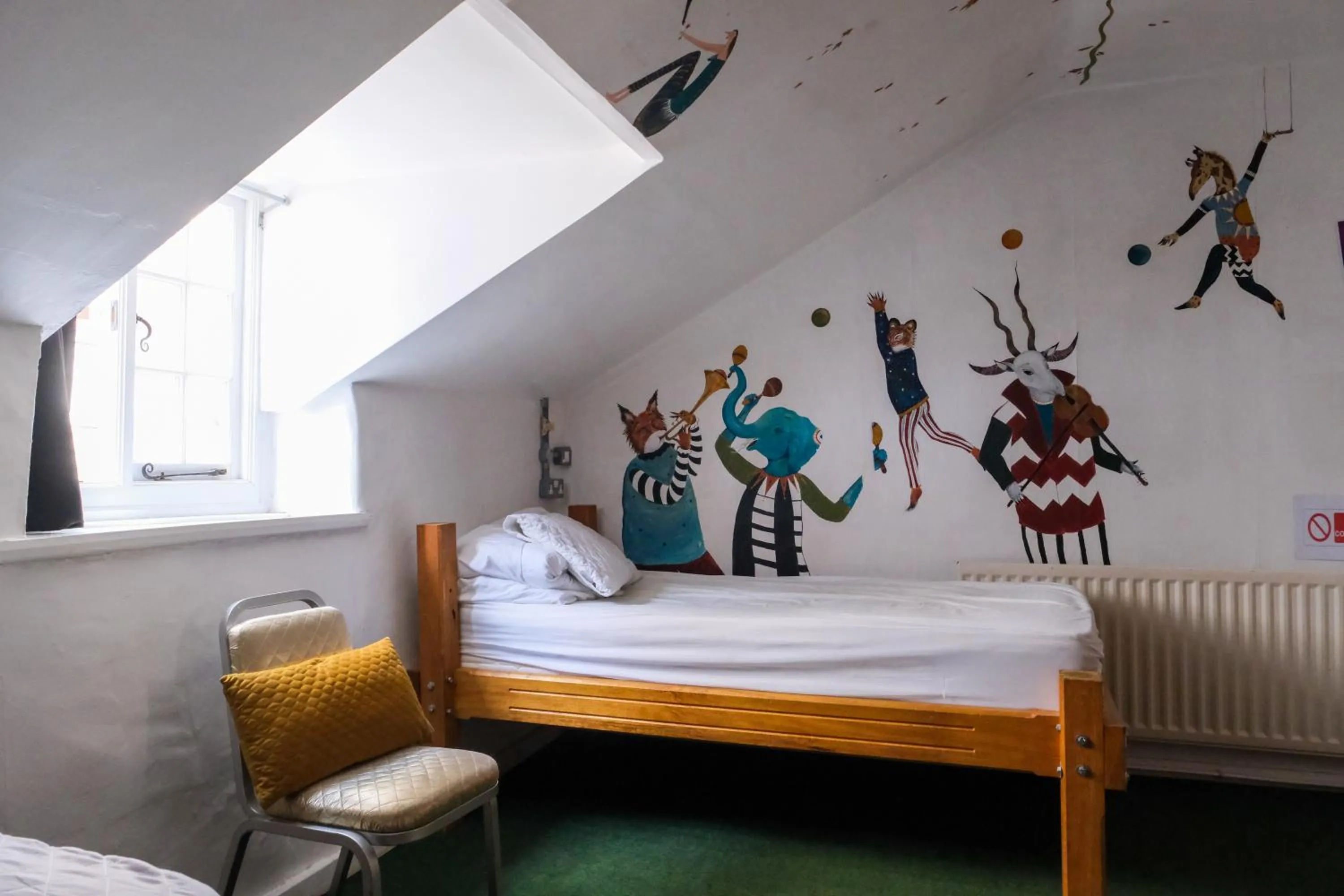 Bed in The Full Moon Backpackers