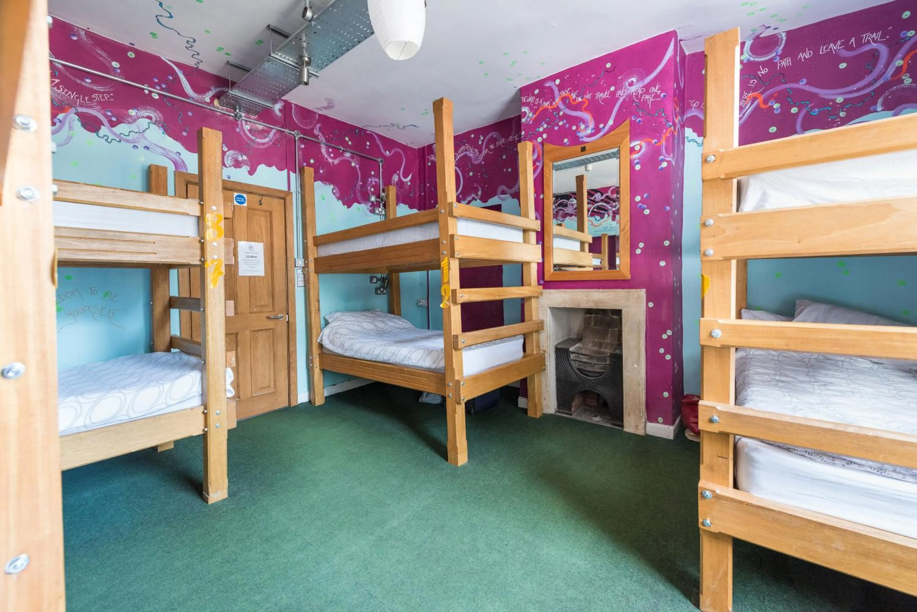 bunk bed, Bed in The Full Moon Backpackers