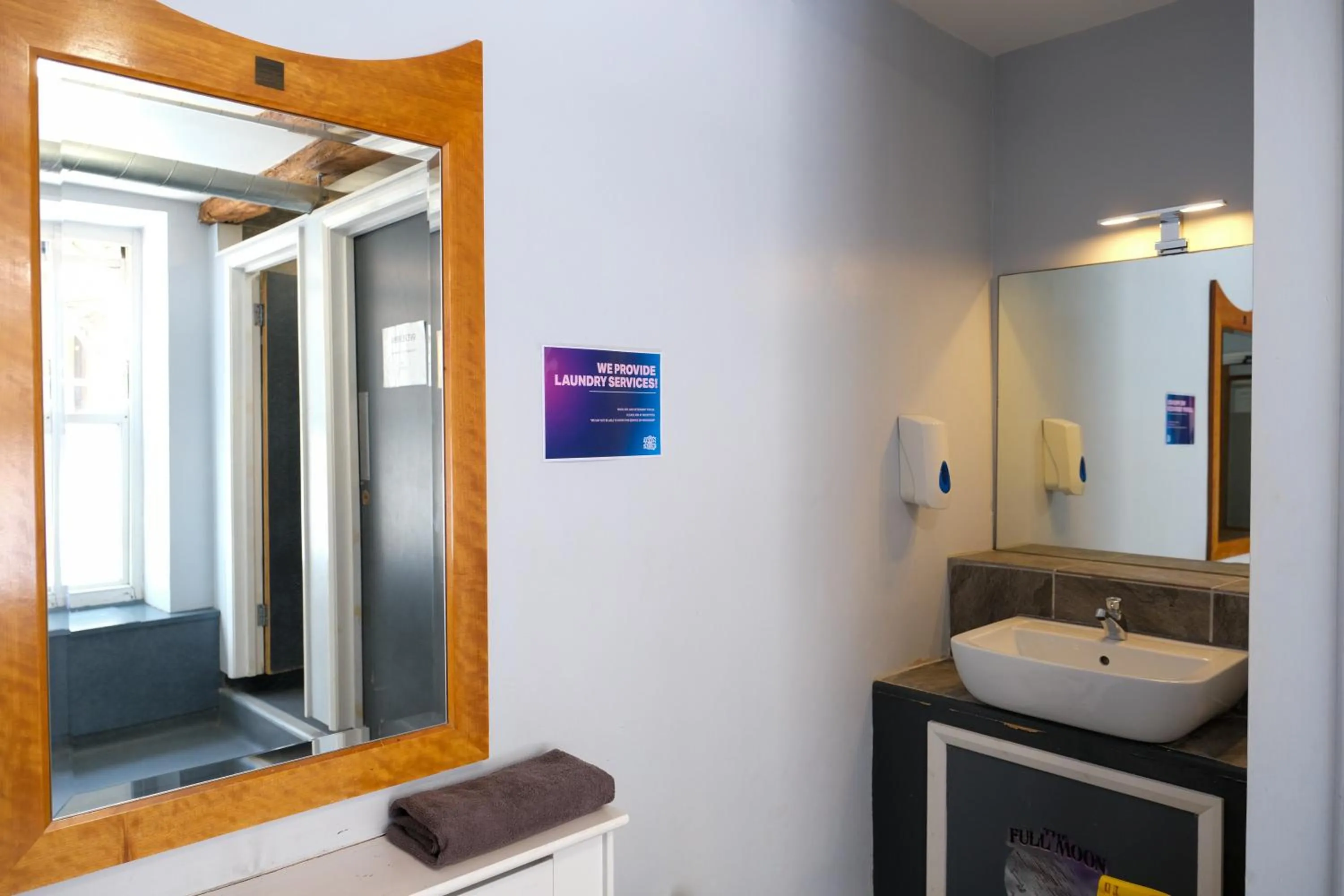 The Full Moon Backpackers