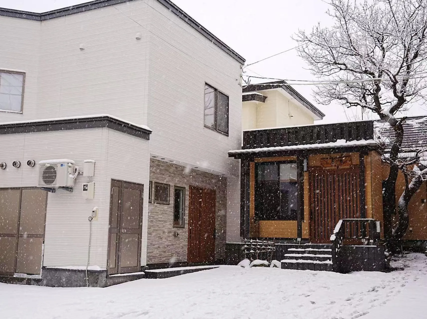 Property building in Plum House Otaru