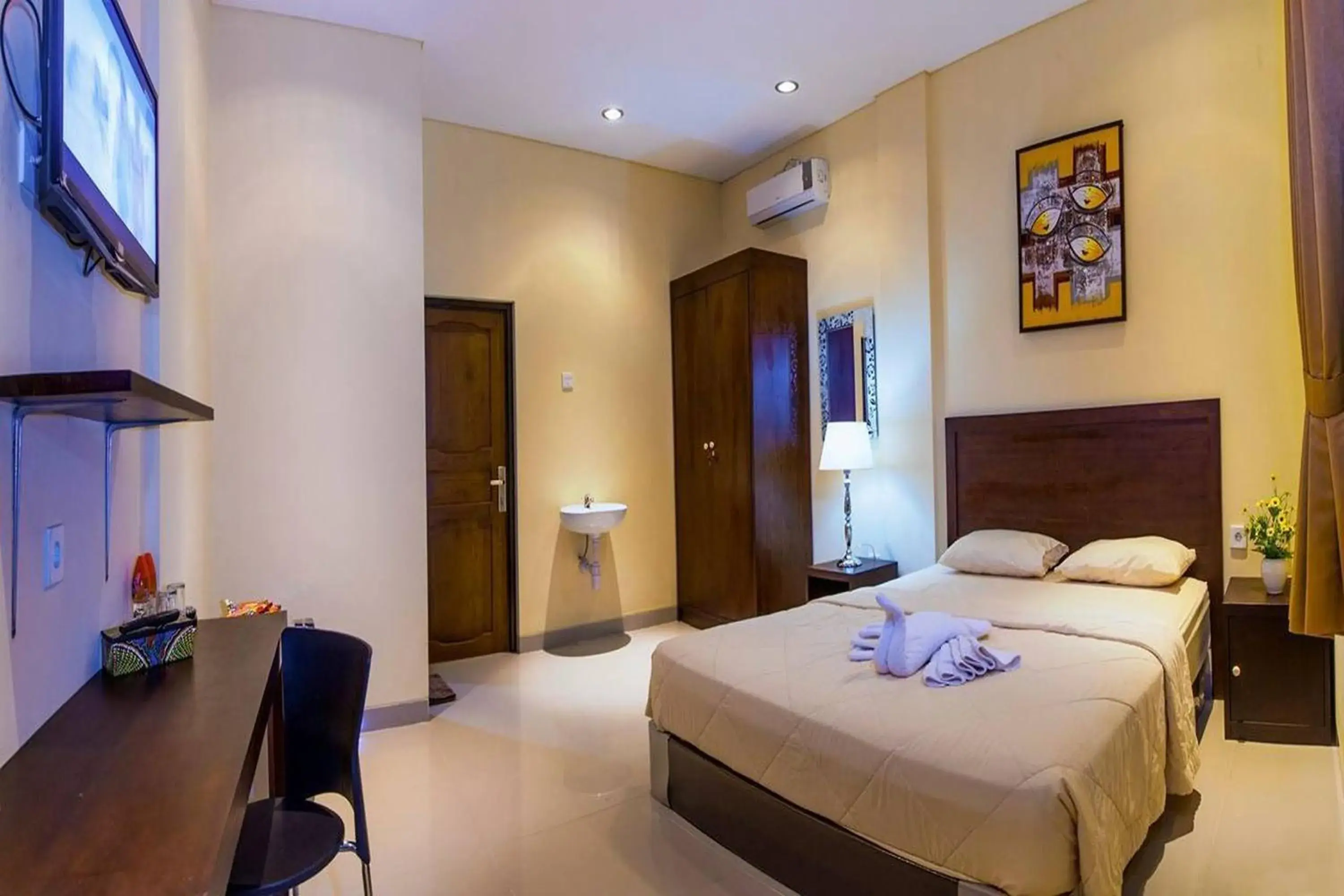 Superior Double Room in Dee Mansion Superior Double Room in Dee Mansion