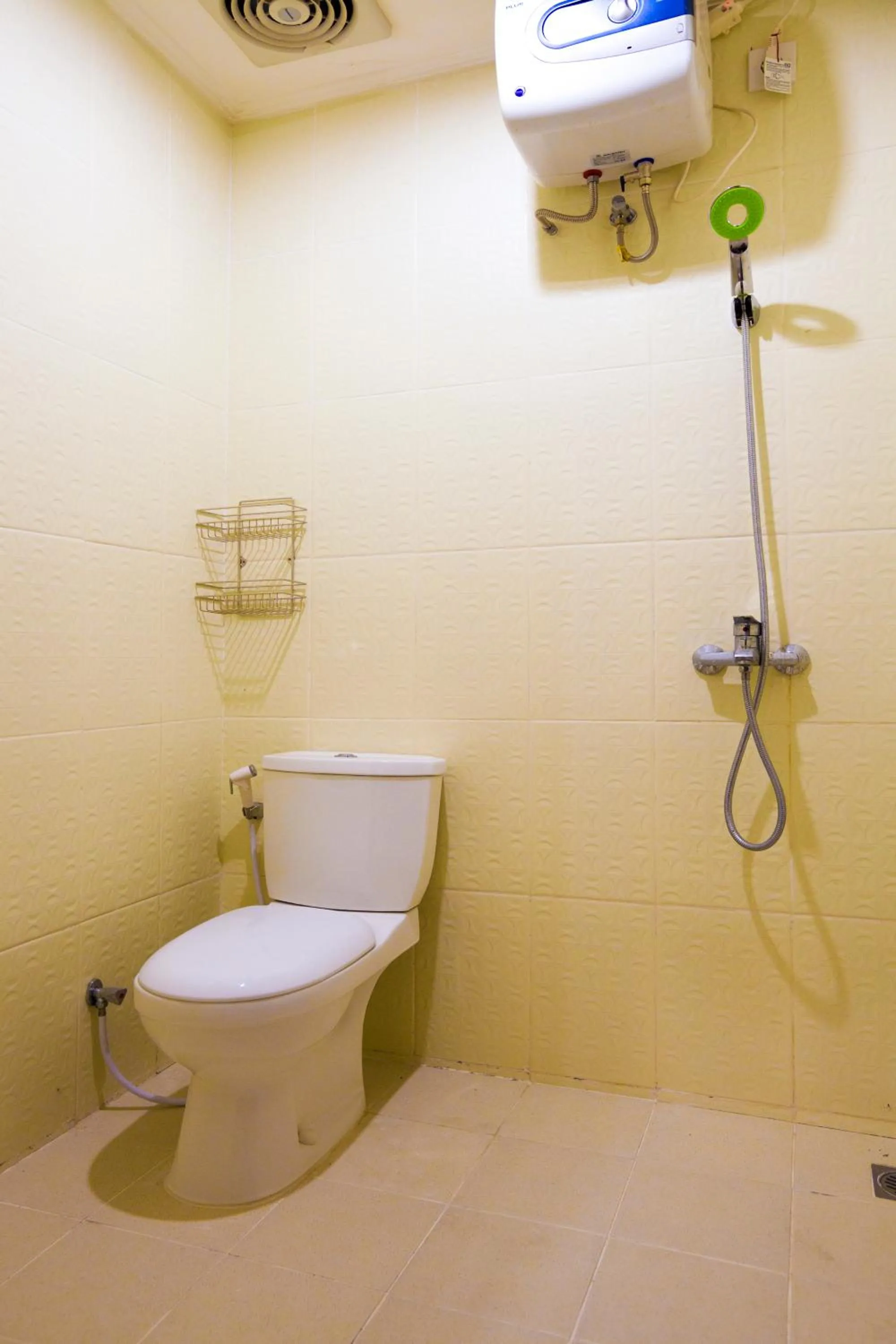 Shower in Dee Mansion Bali