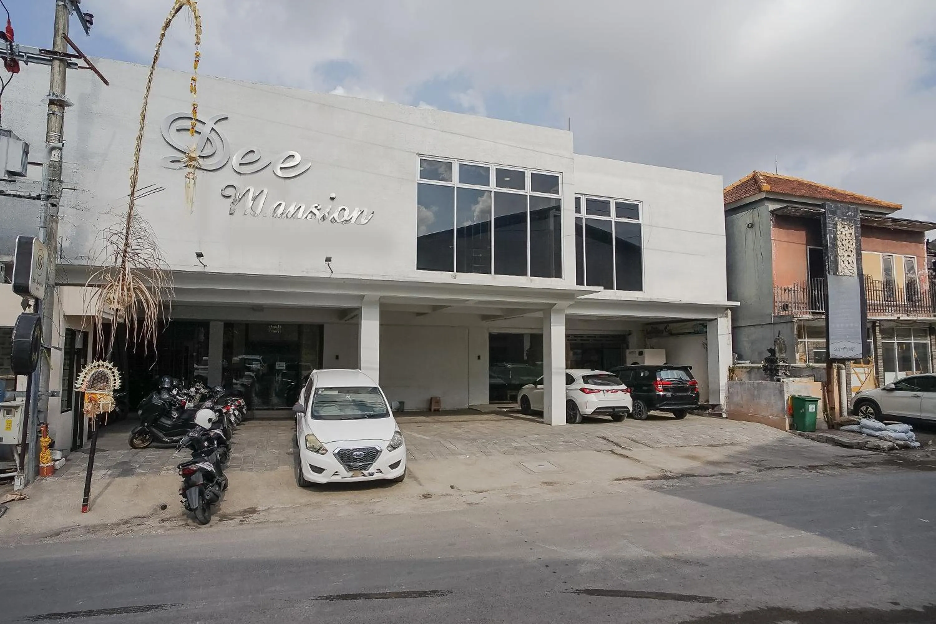 Property building in Dee Mansion Bali