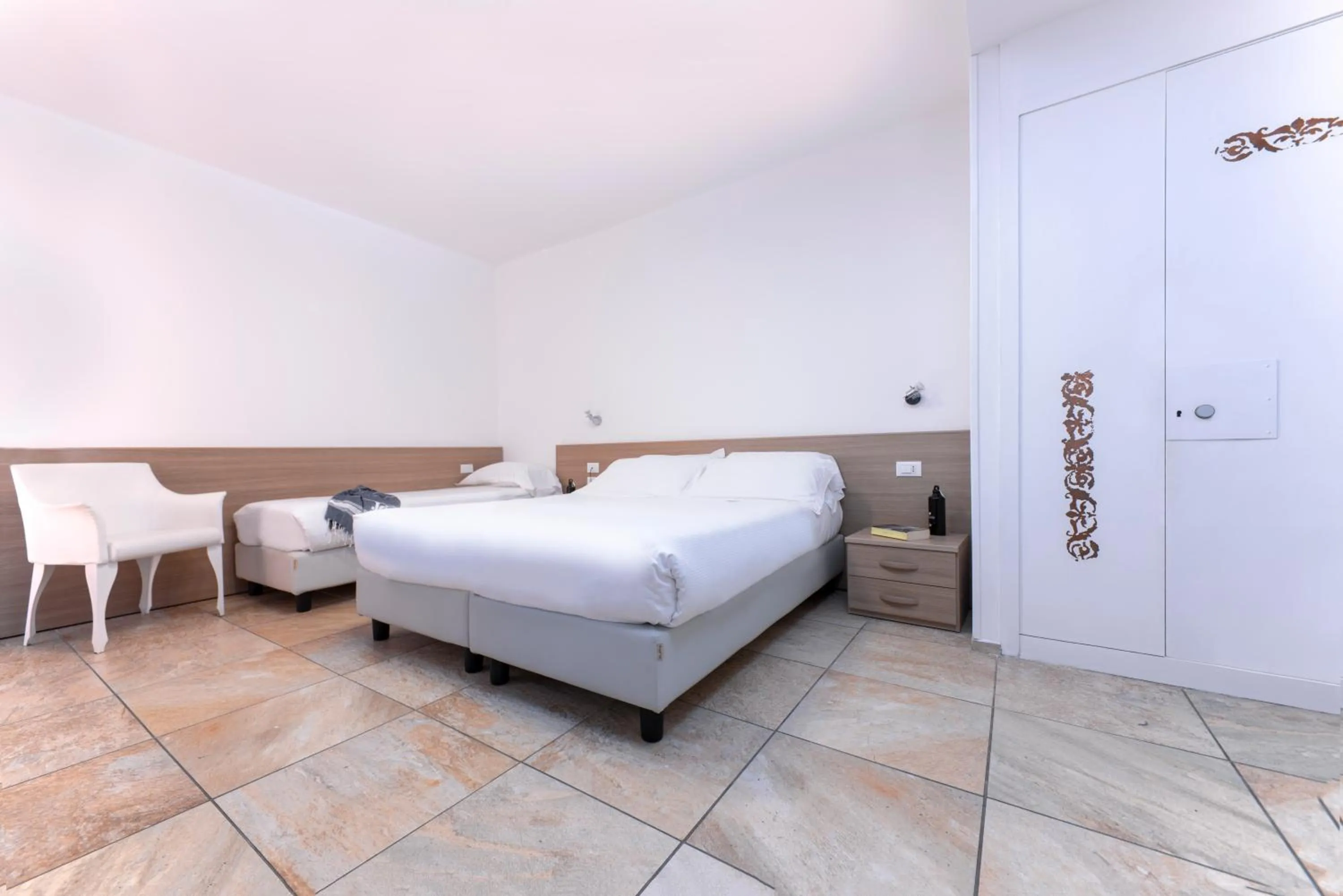 Bed in Hotel Jolly Roger