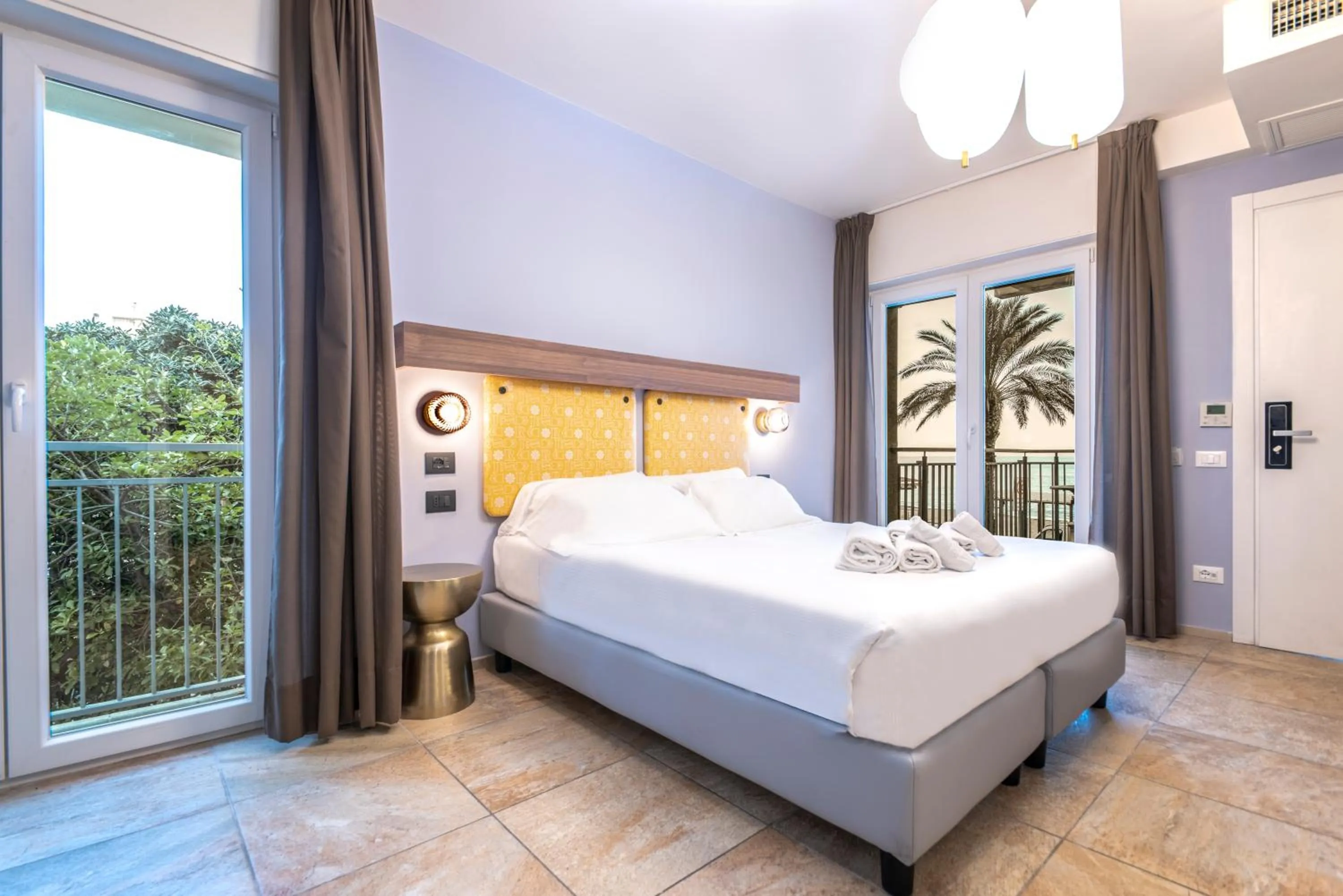 Bed in Hotel Jolly Roger