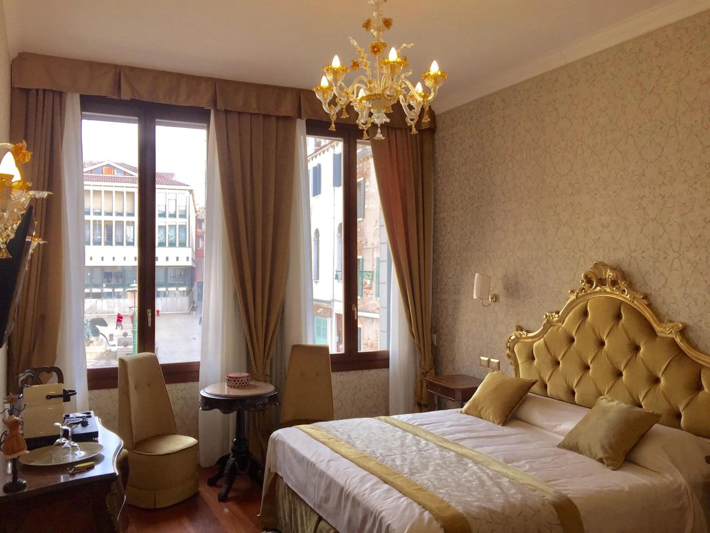 Photo of the whole room, Bed in 40.17 SAN MARCO