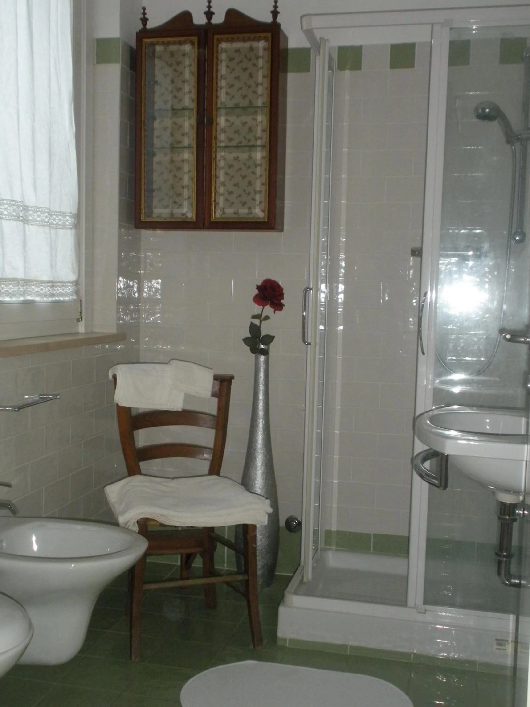 Shower in B&B Brezza Marina