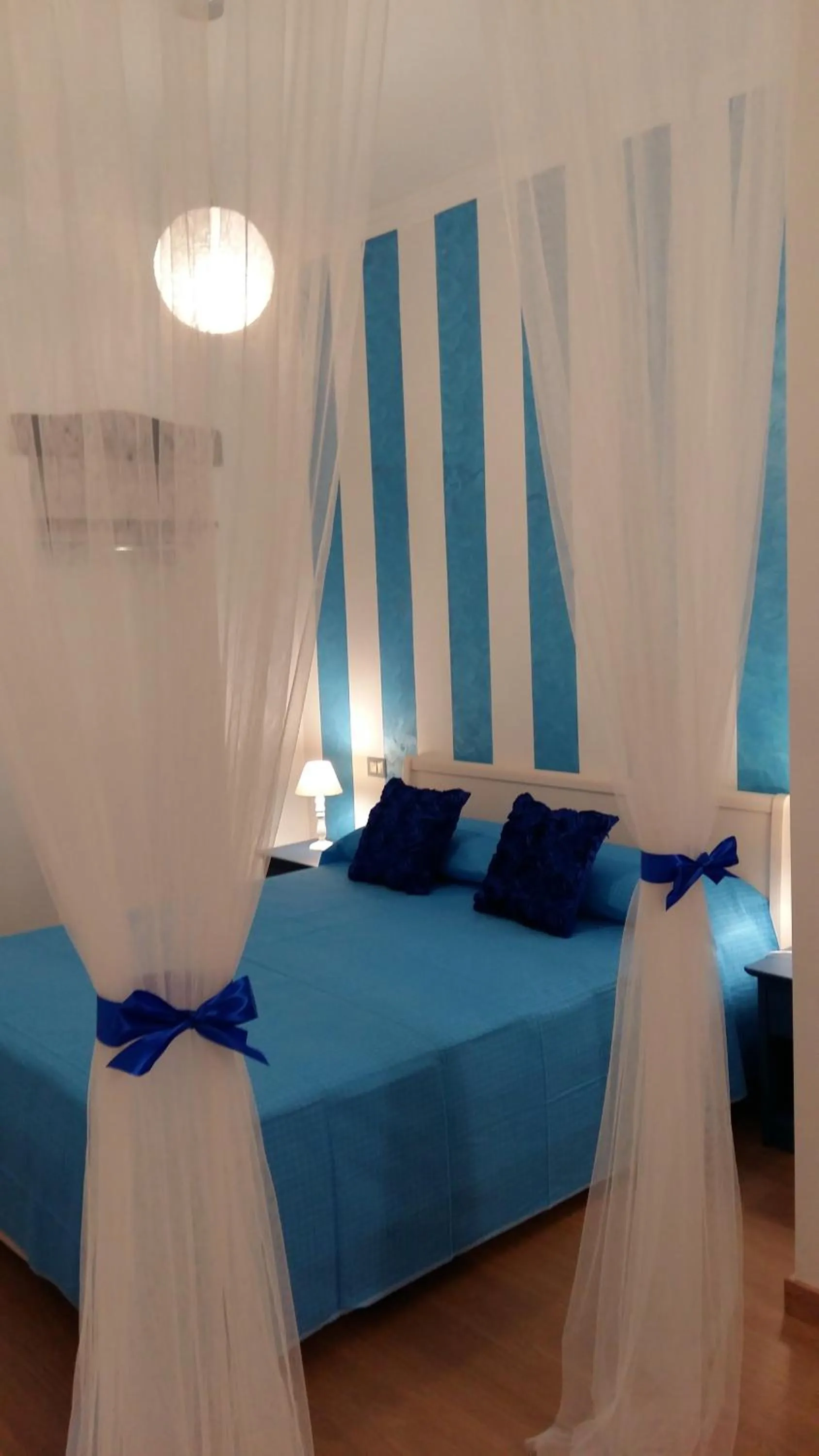 Bed in B&B Una Rotonda sul mare