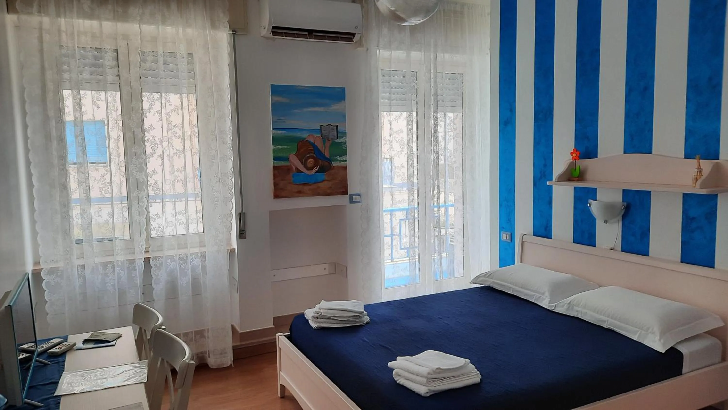 Bed in B&B Una Rotonda sul mare