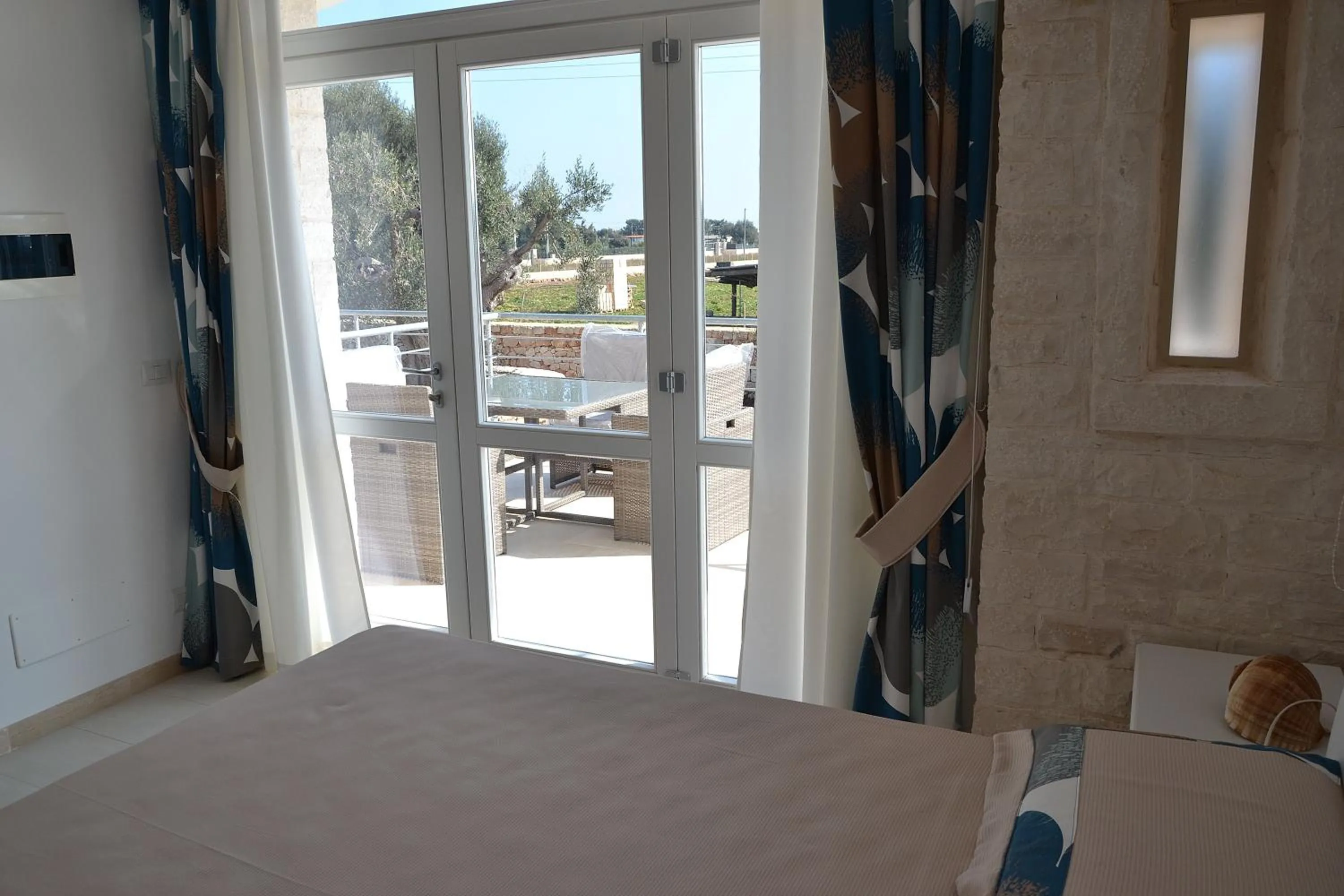 Balcony/Terrace, Bed in Dimora Porto Contessa