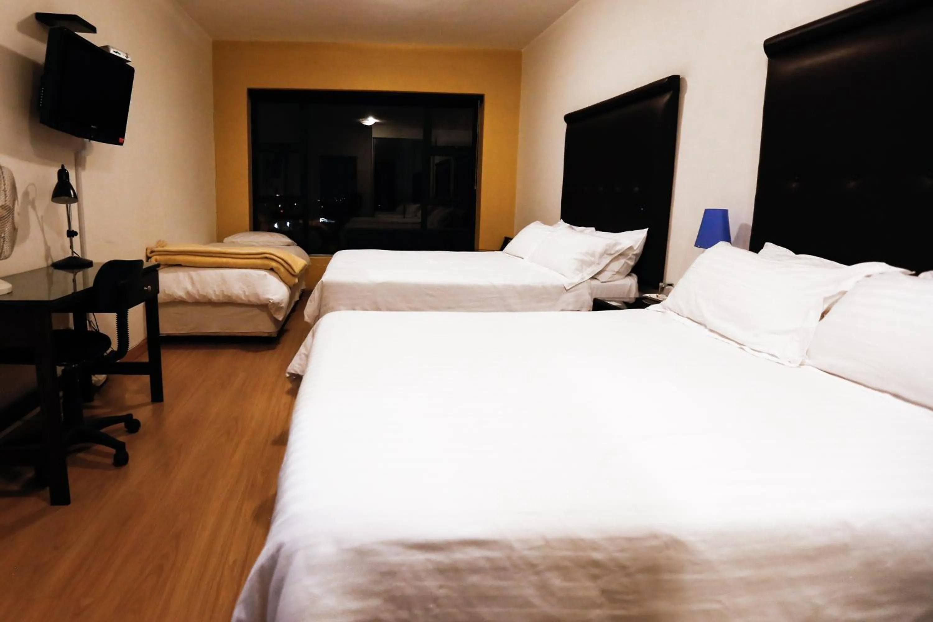 Bedroom, Bed in Grand View B&B