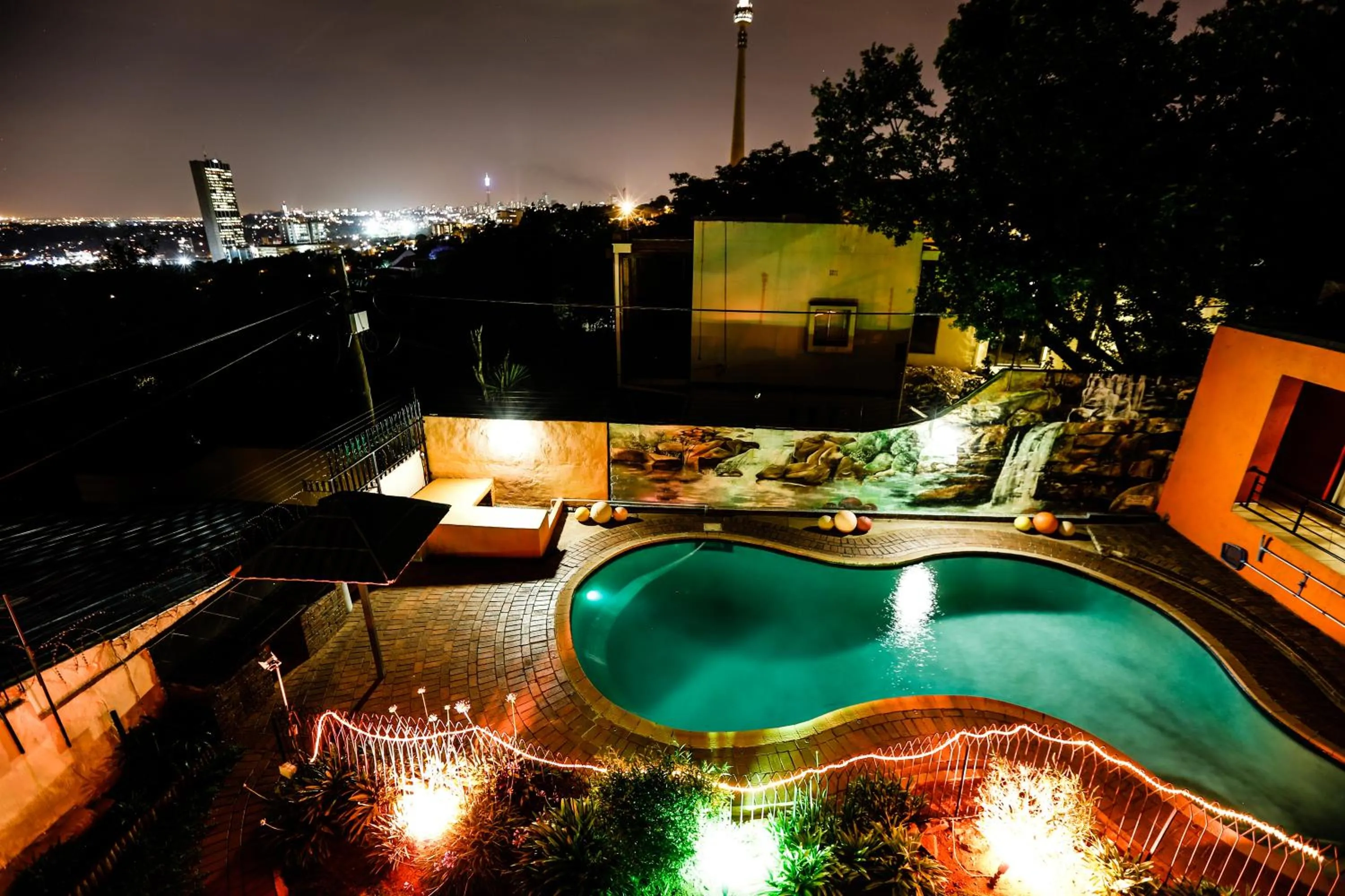 Pool view in Grand View B&B