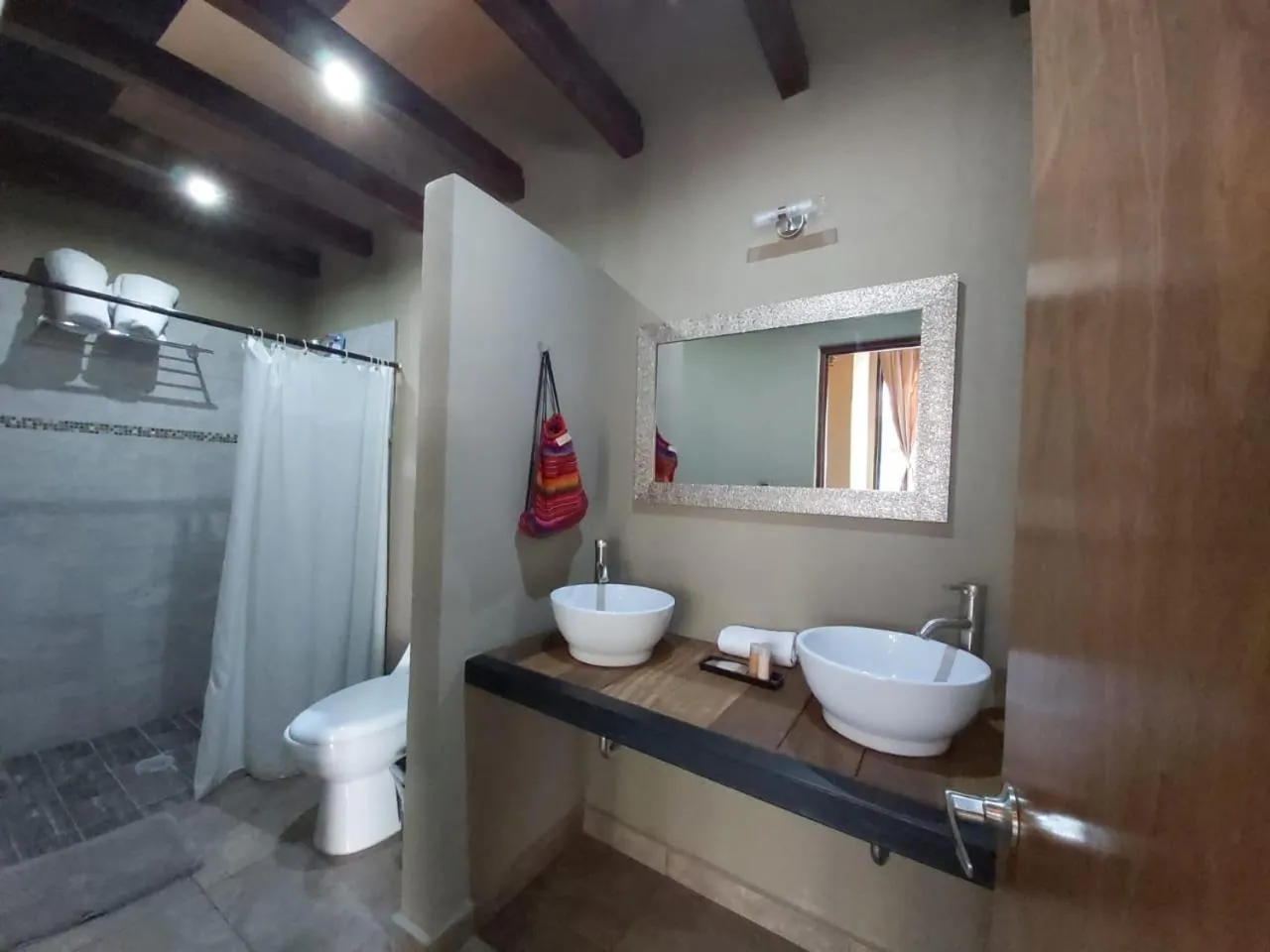 Shower in Independencia Dos 7 Hotel Boutique