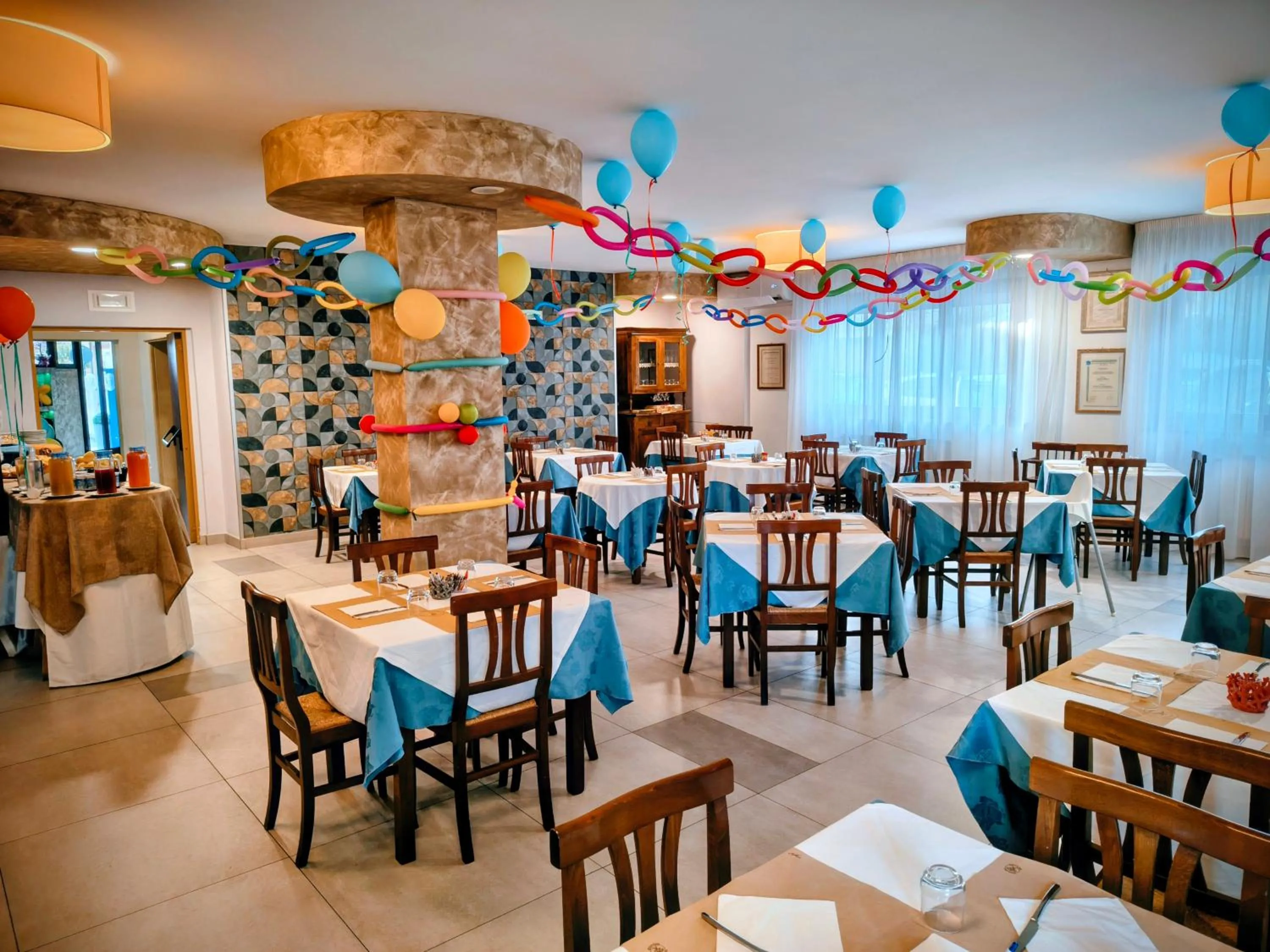 Restaurant/places to eat in Hotel D'Atri