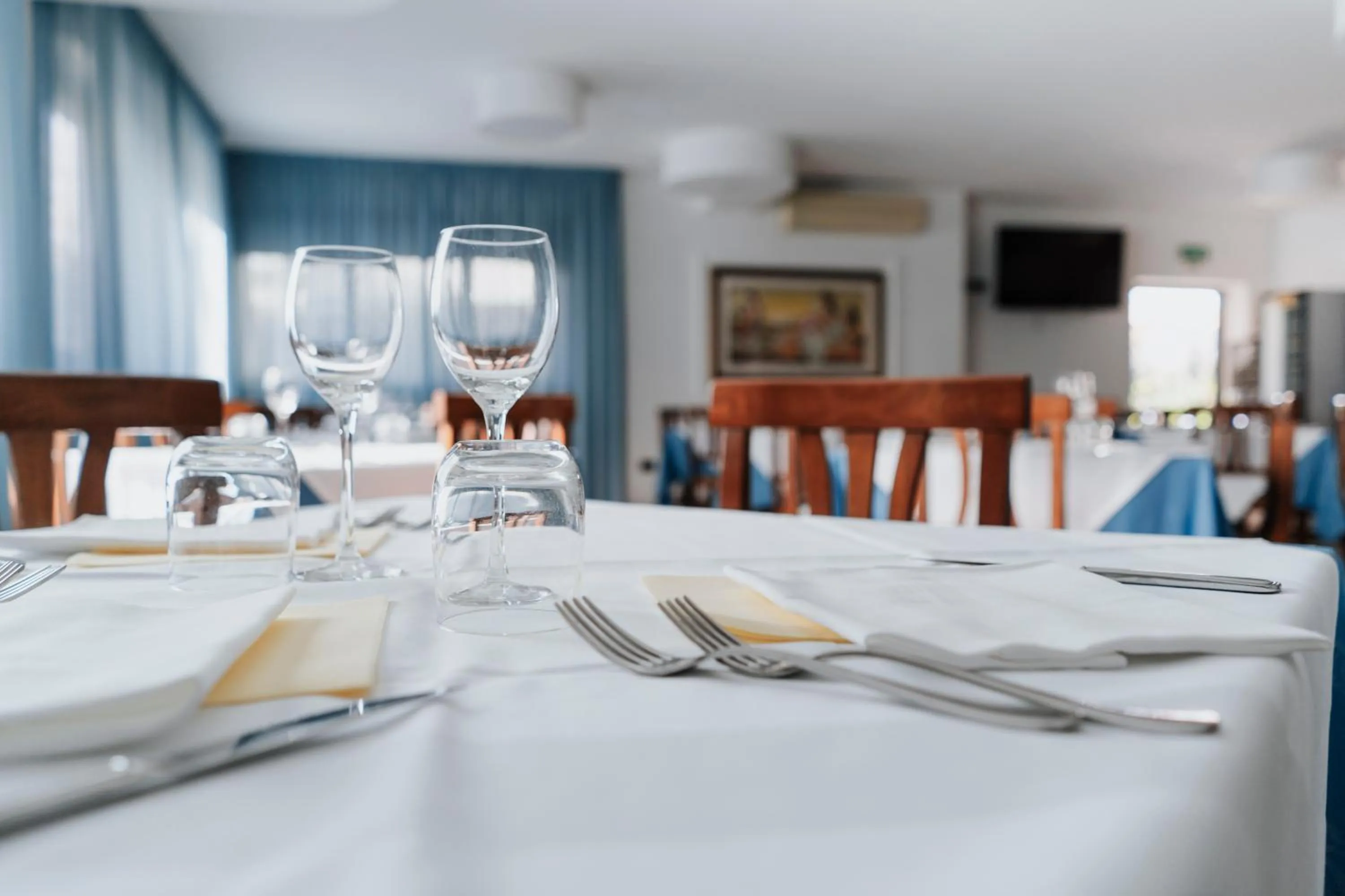 Restaurant/places to eat in Hotel D'Atri