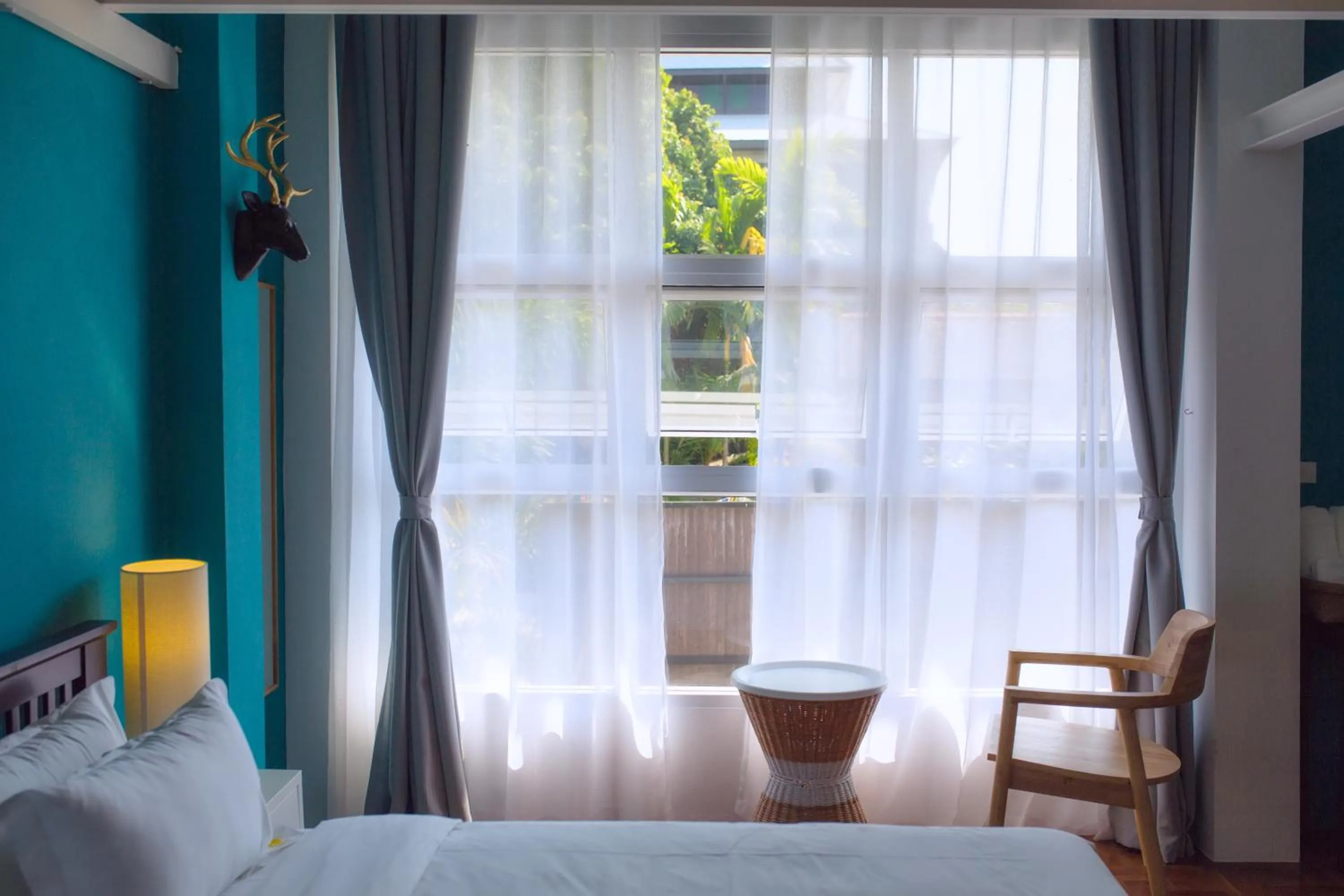 Decorative detail, Bed in Mammoth Boutique Hotel