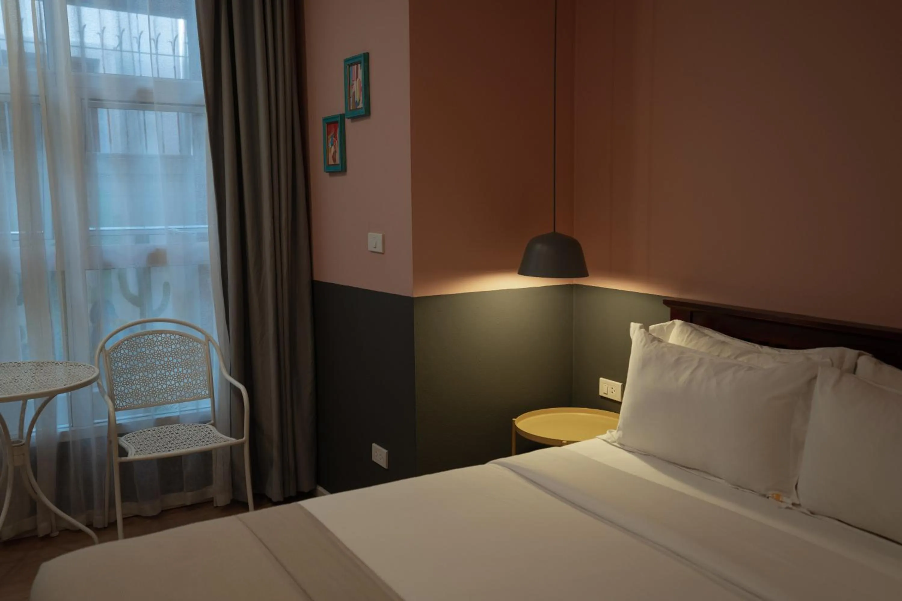 Bed in Mammoth Boutique Hotel