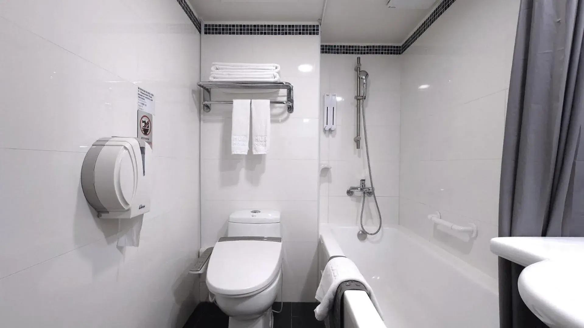 Superior Double Room in Hub Hotel - Zhongshan Branch Superior Double Room in Hub Hotel - Zhongshan Branch