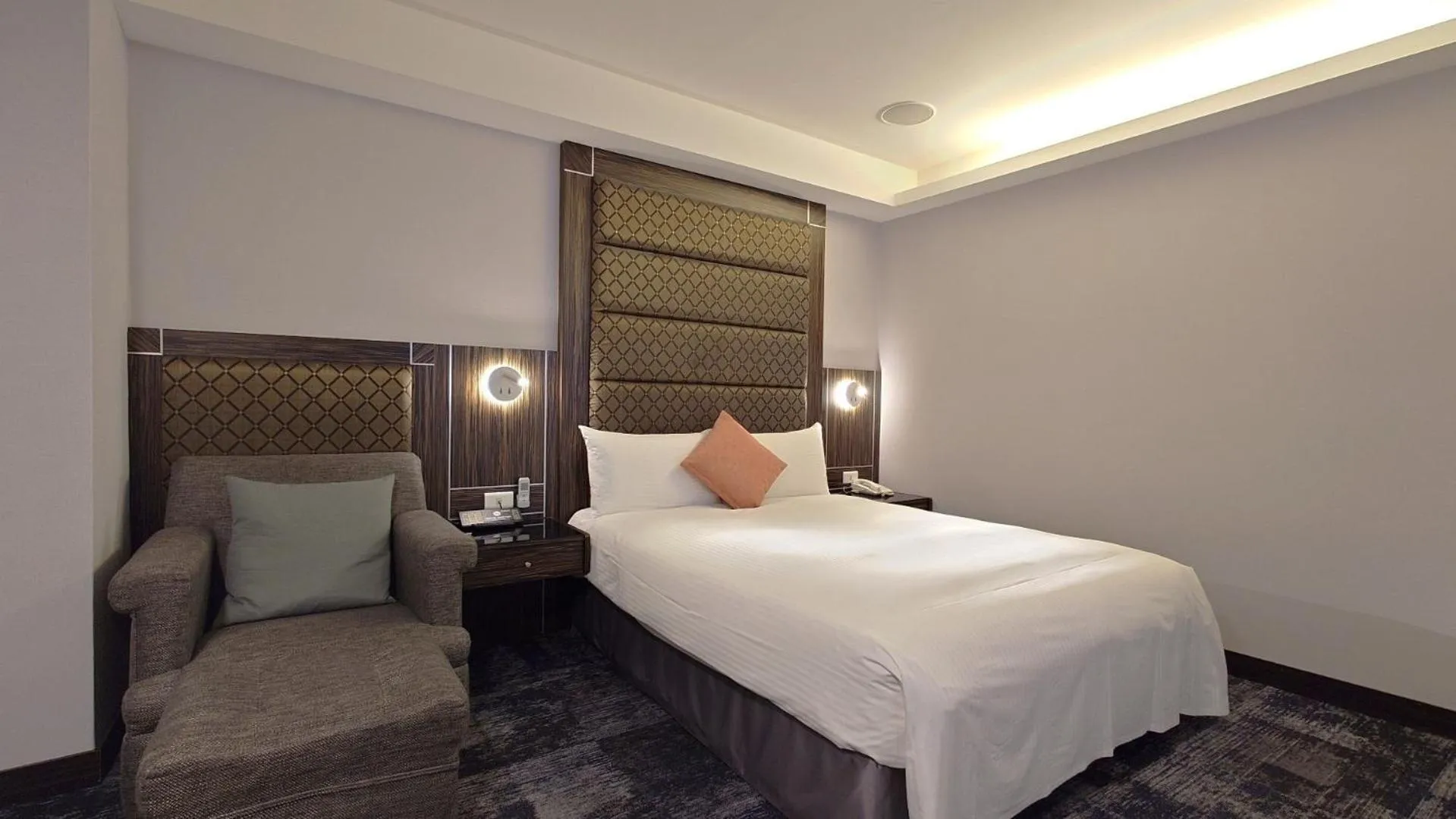 Bed in Hub Hotel - Zhongshan Branch