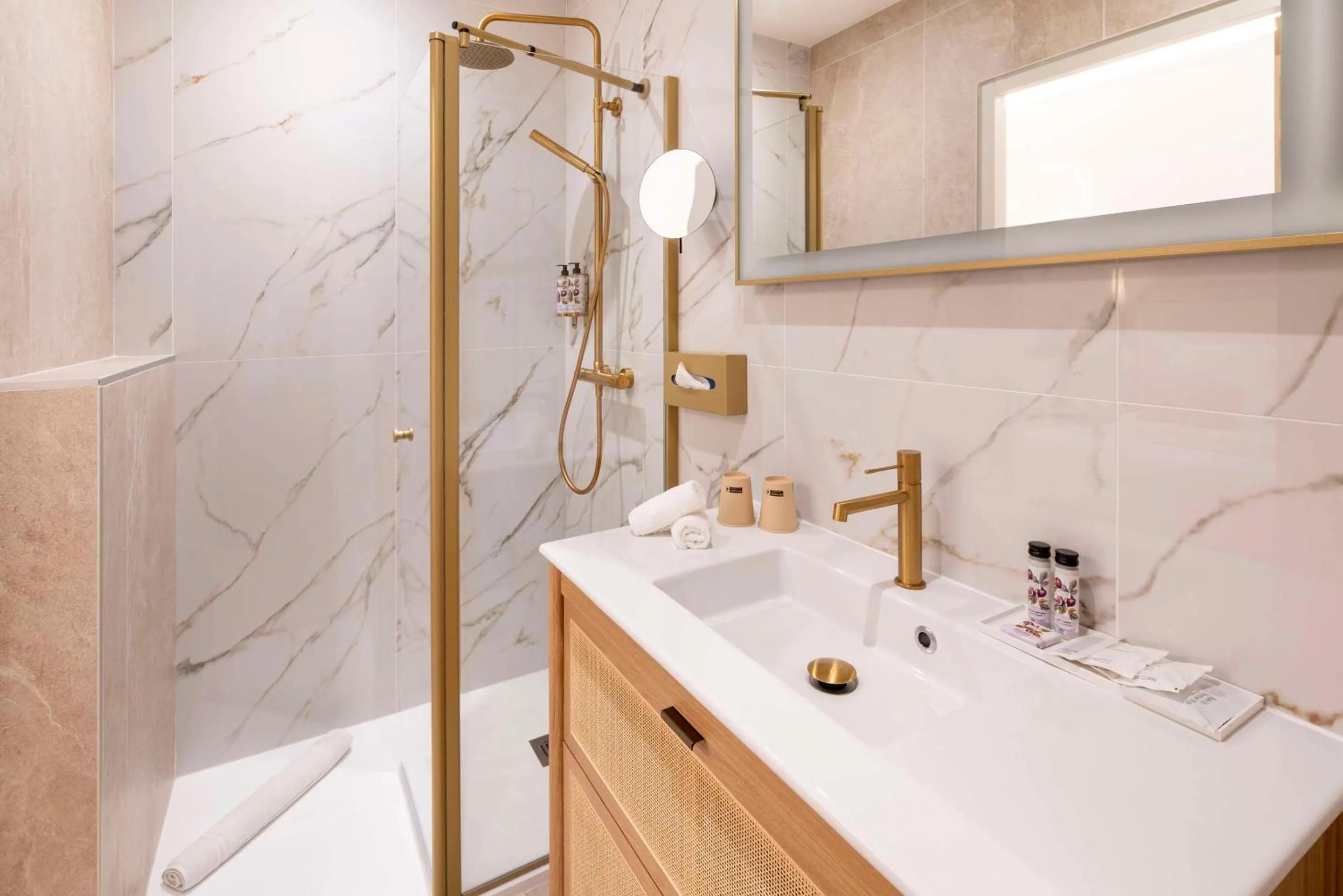 Bathroom in Grand Hotel Des Lecques; BW Signature Collection