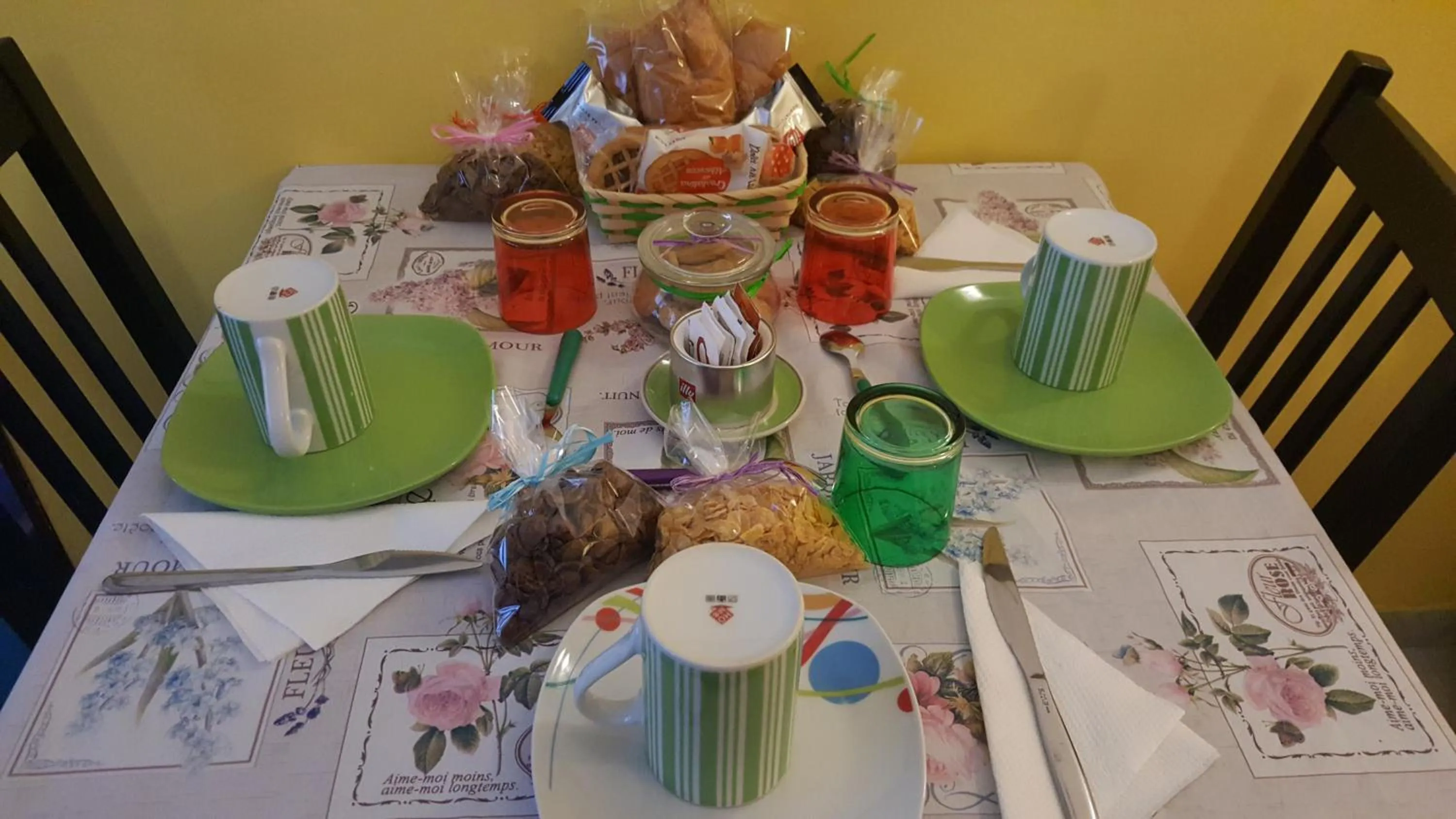 Restaurant/places to eat in Domina Romae B&B