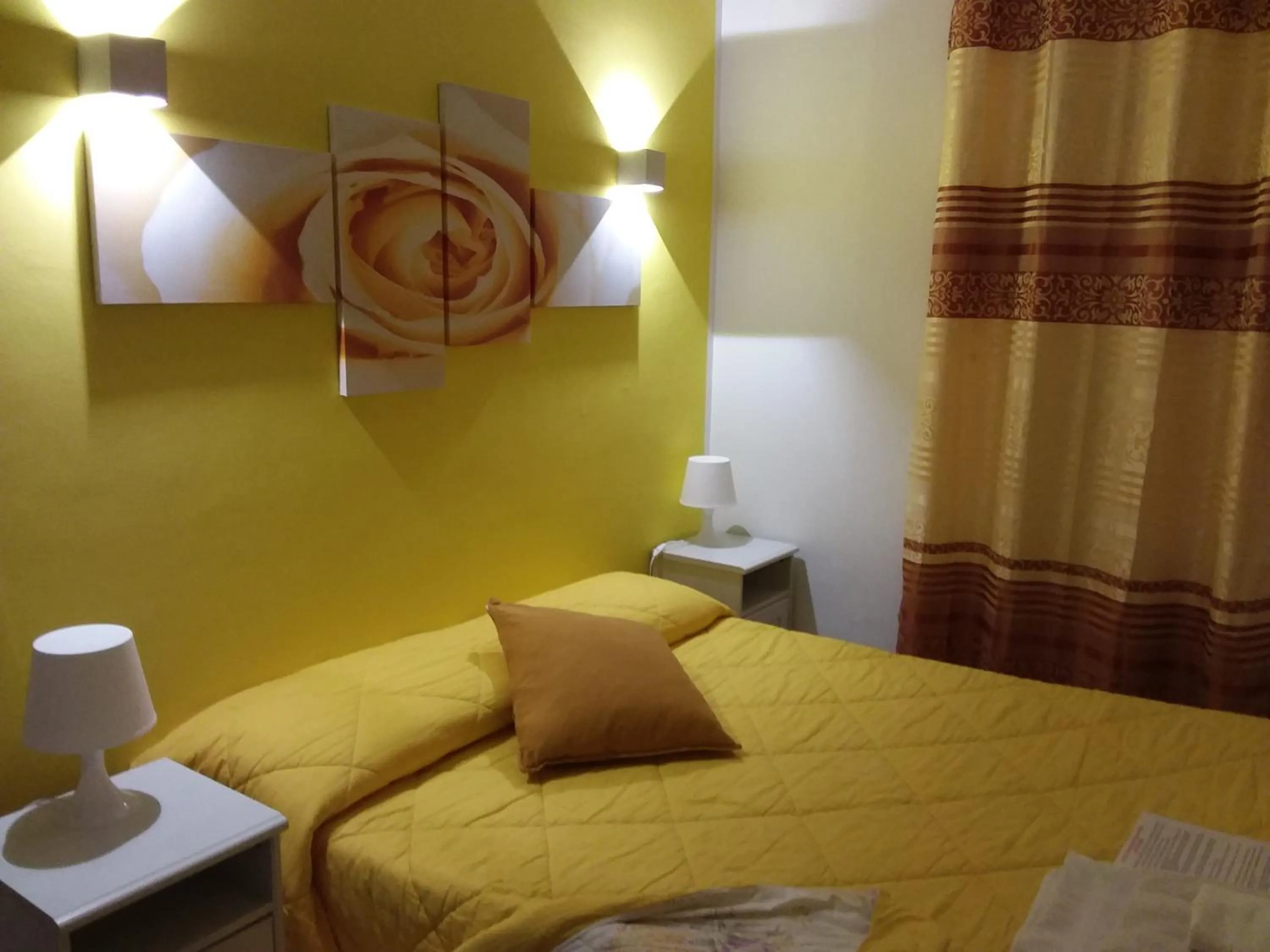 Bed in Domina Romae B&B