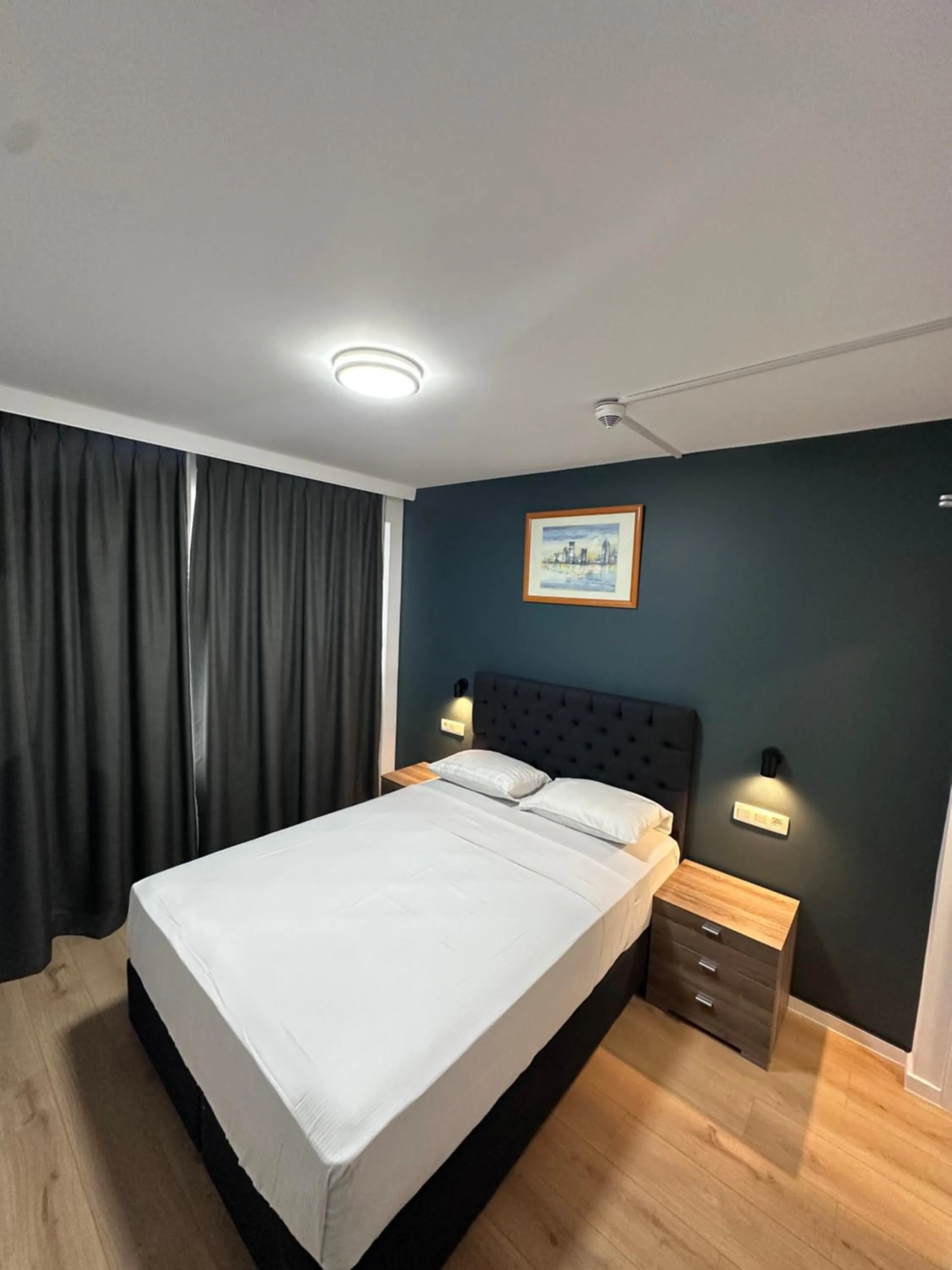 Photo of the whole room, Bed in Hotel Albert