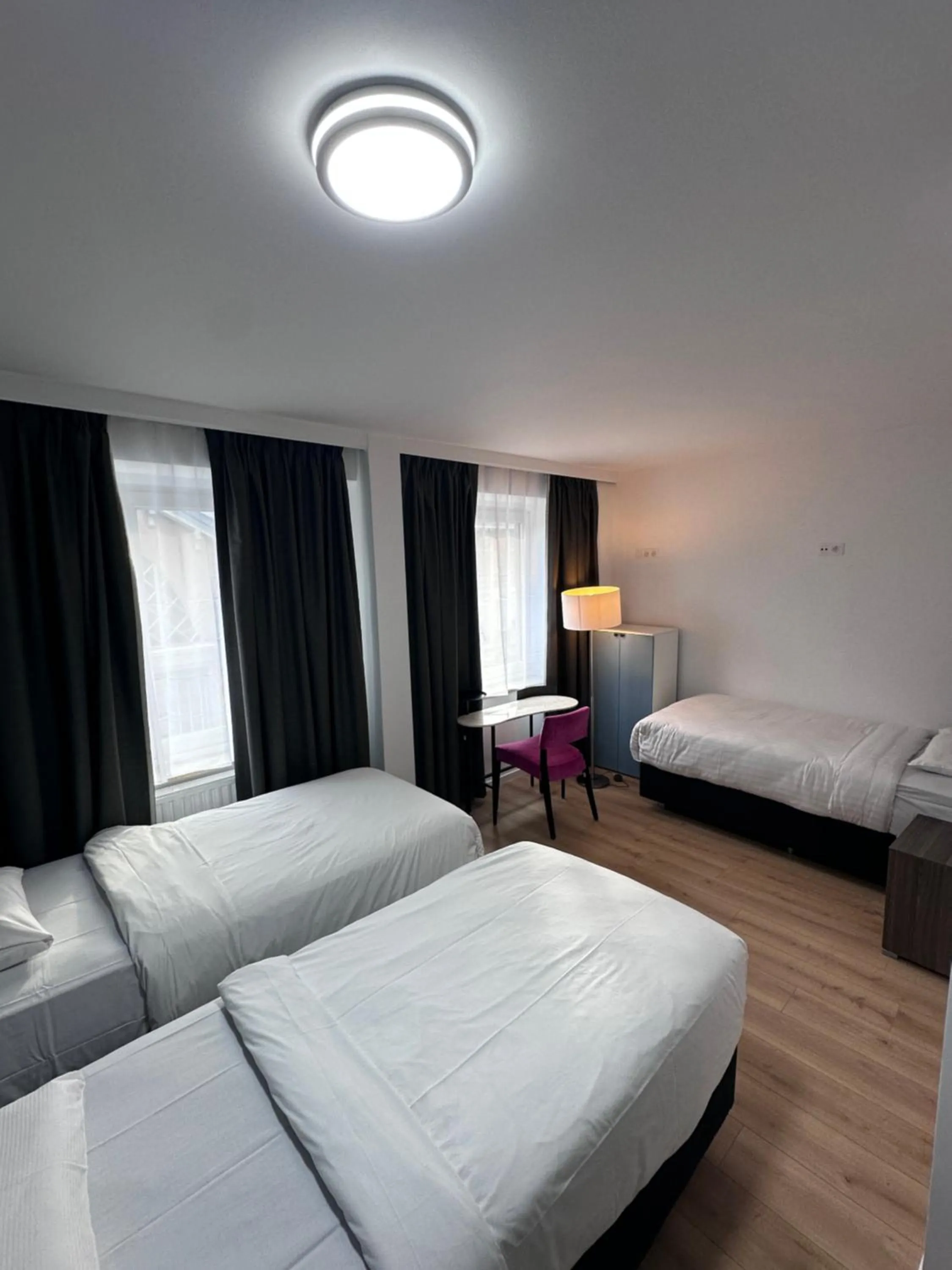 Bedroom, Bed in Hotel Albert