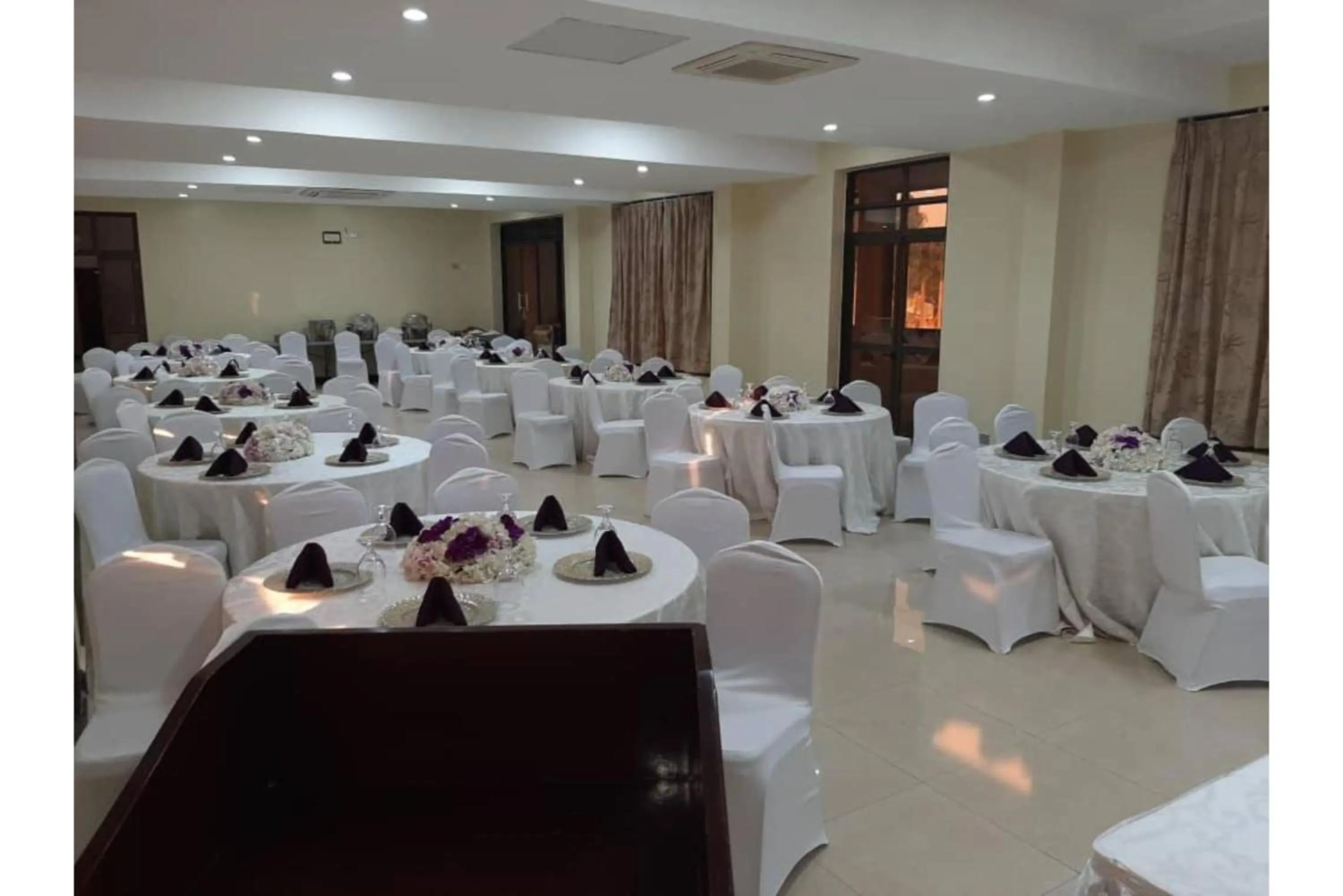 Banquet/Function facilities in Crystal Suites & Apartments