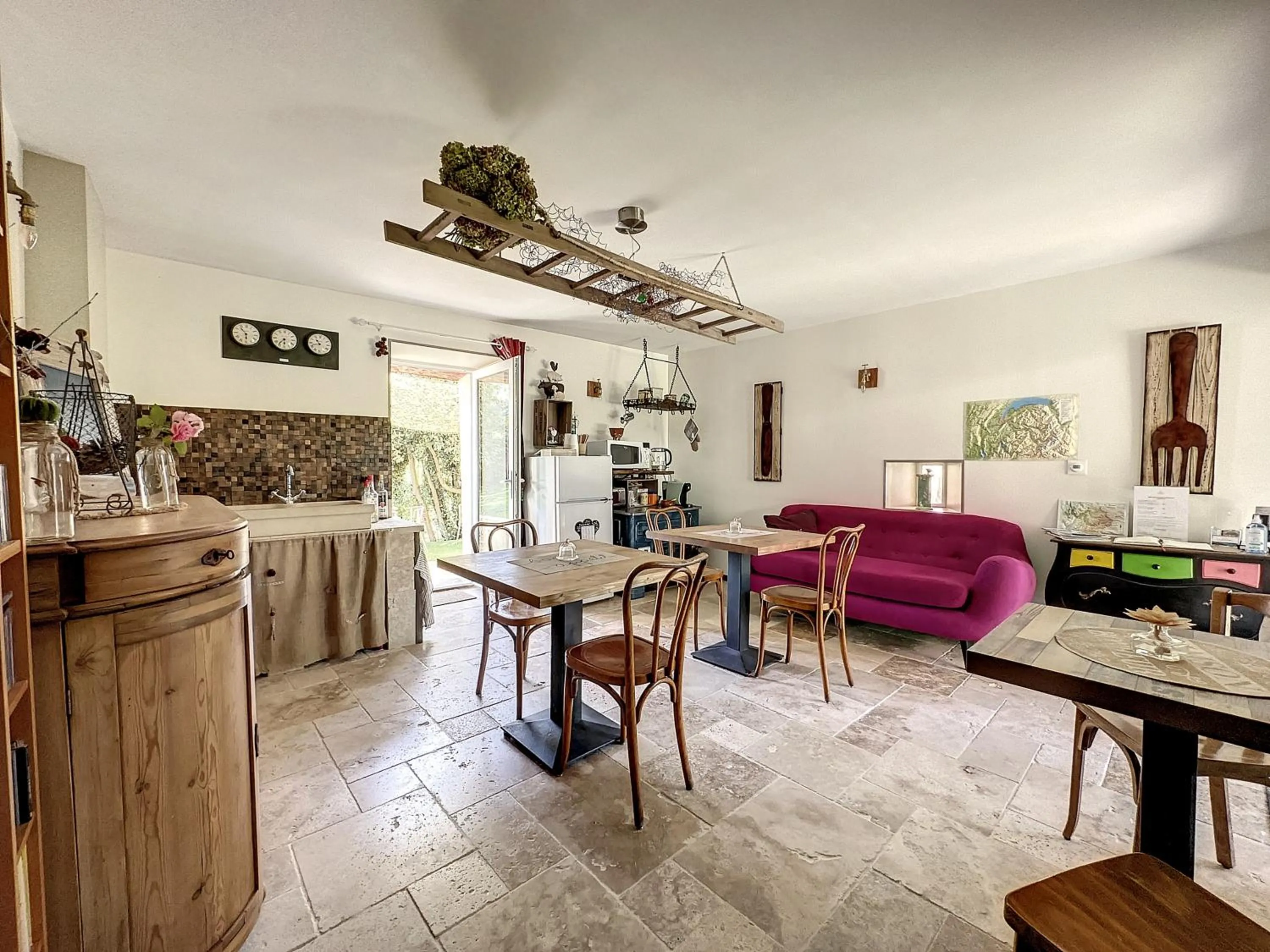 Breakfast in Antre Lacs