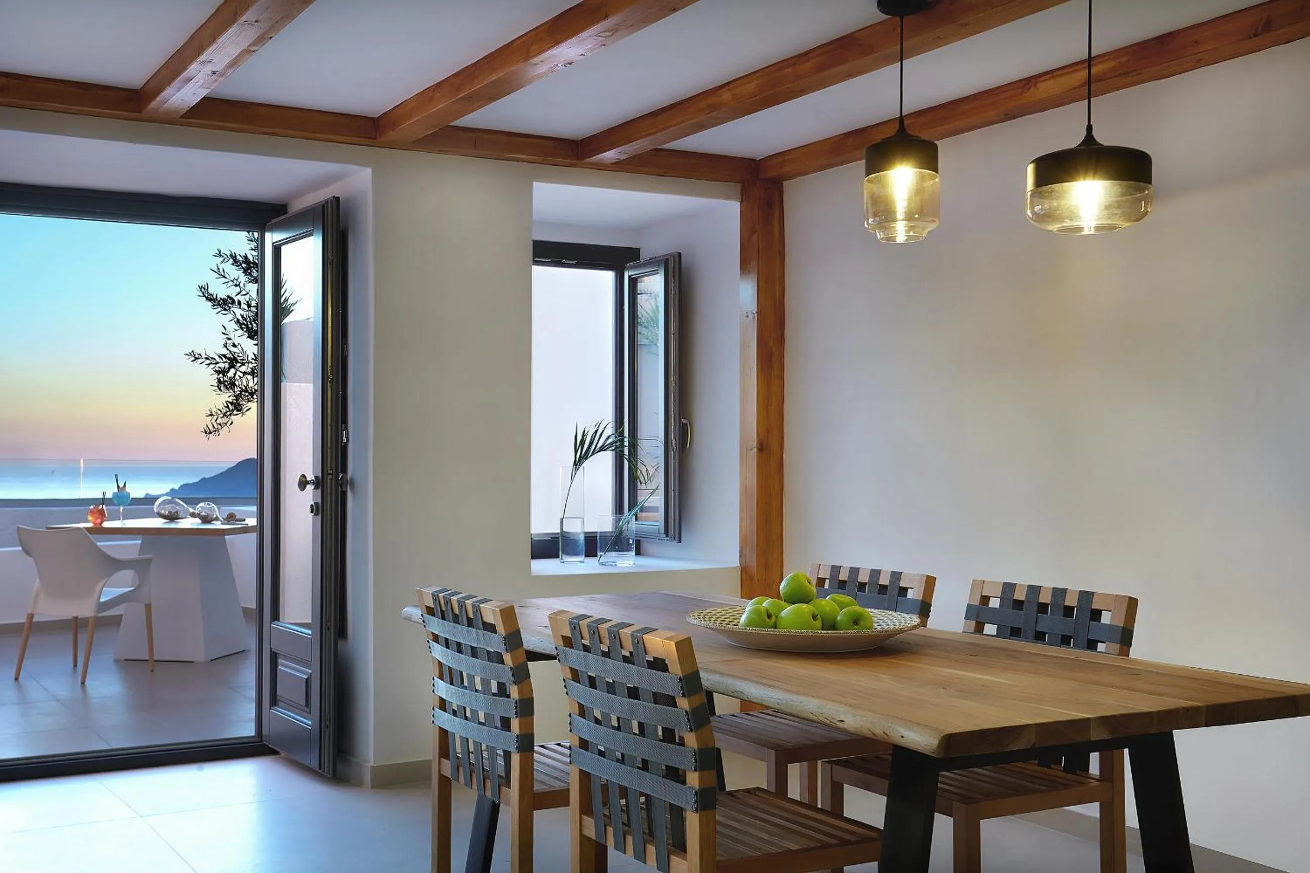 Dining area in Callia Caves - Adults Only