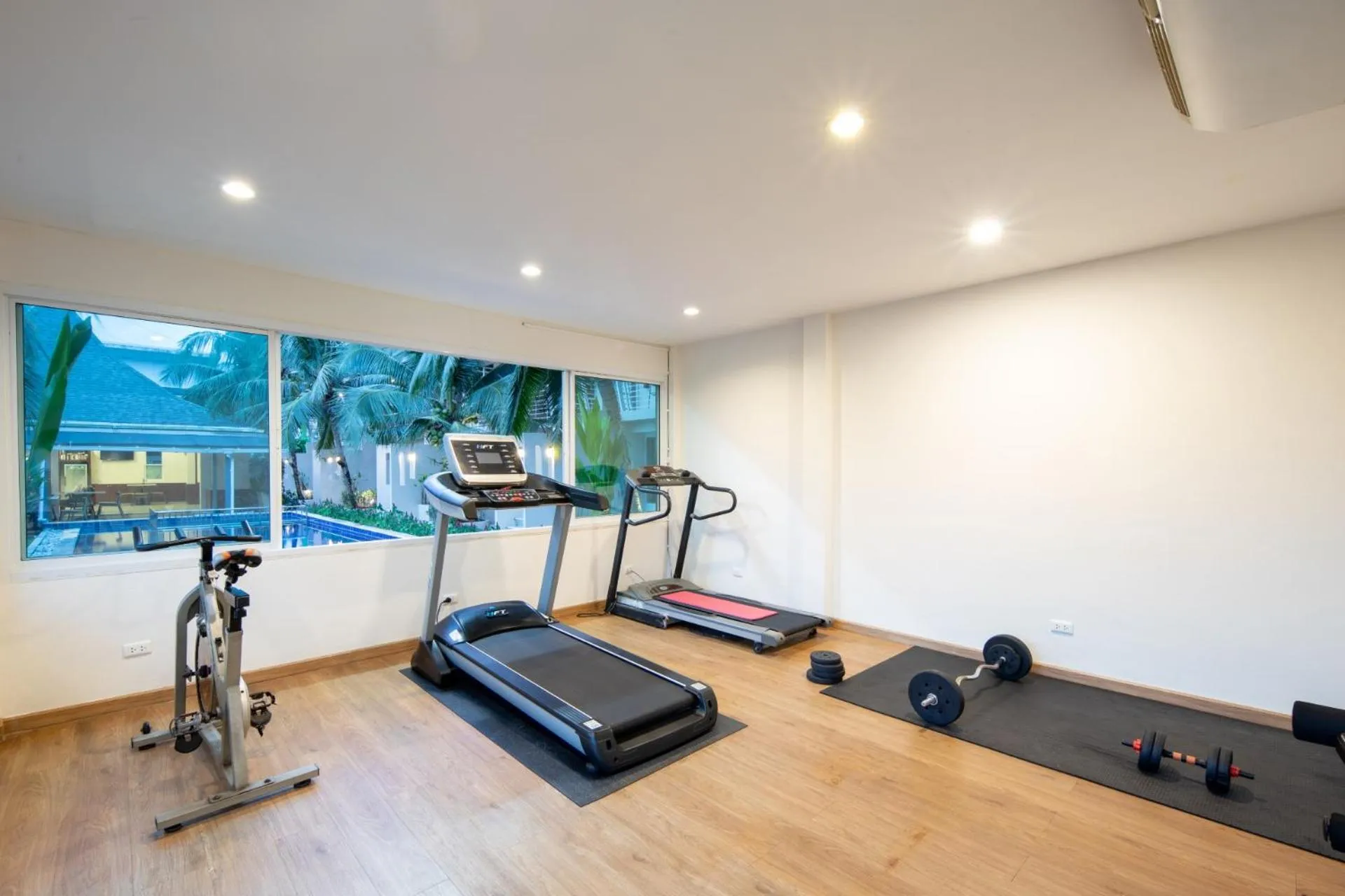 Fitness centre/facilities in Impress Resort