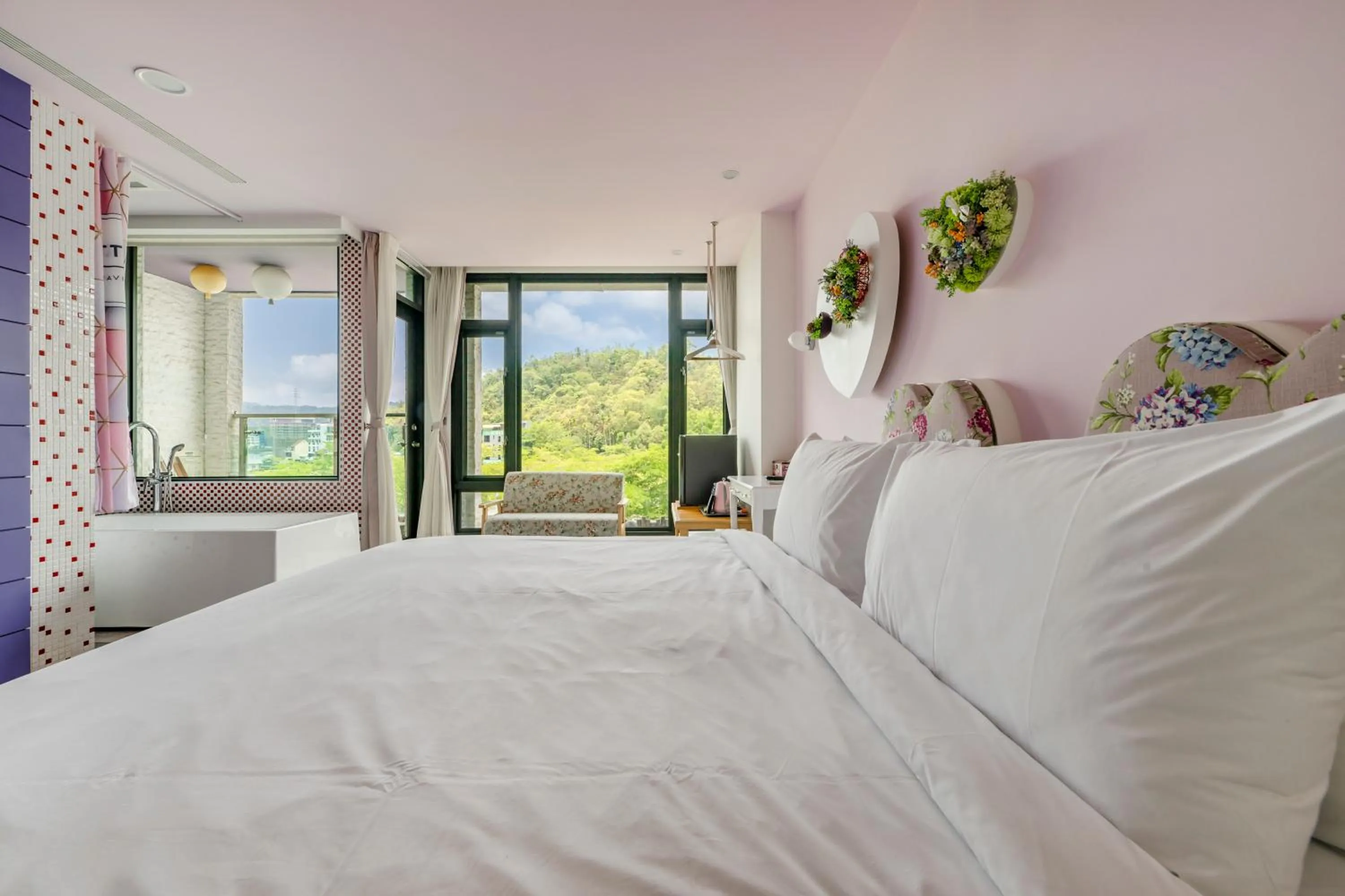 Bed in Han Yan Design Hotel