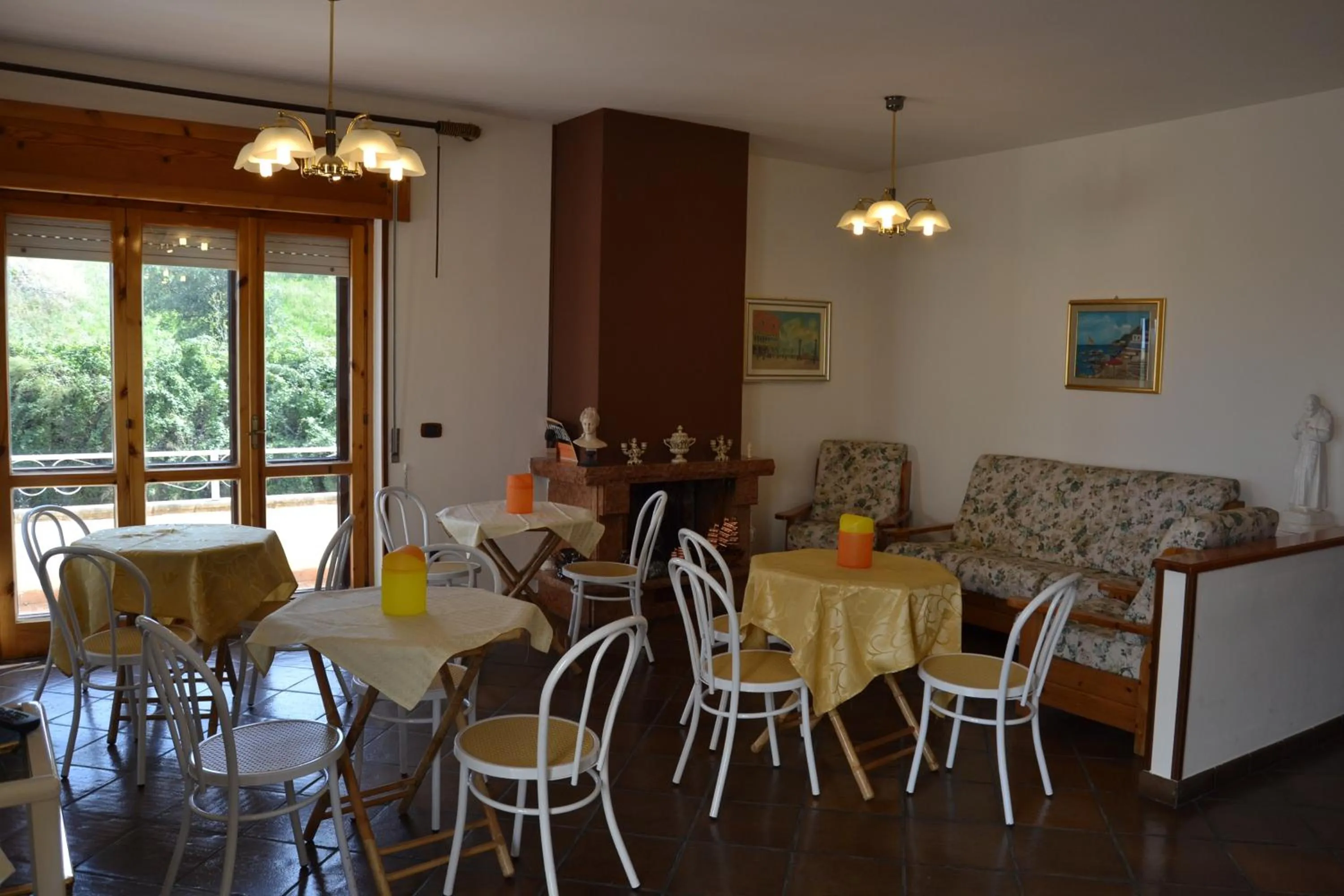 Activities, Restaurant/Places to Eat in Bed e Breakfast Sanmarco