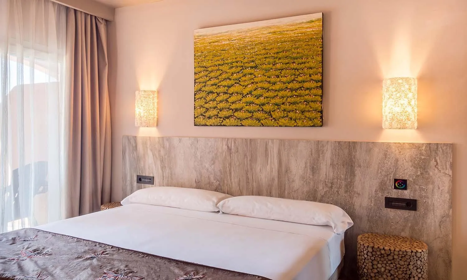 Bed in Tarifa Lances by QHotels
