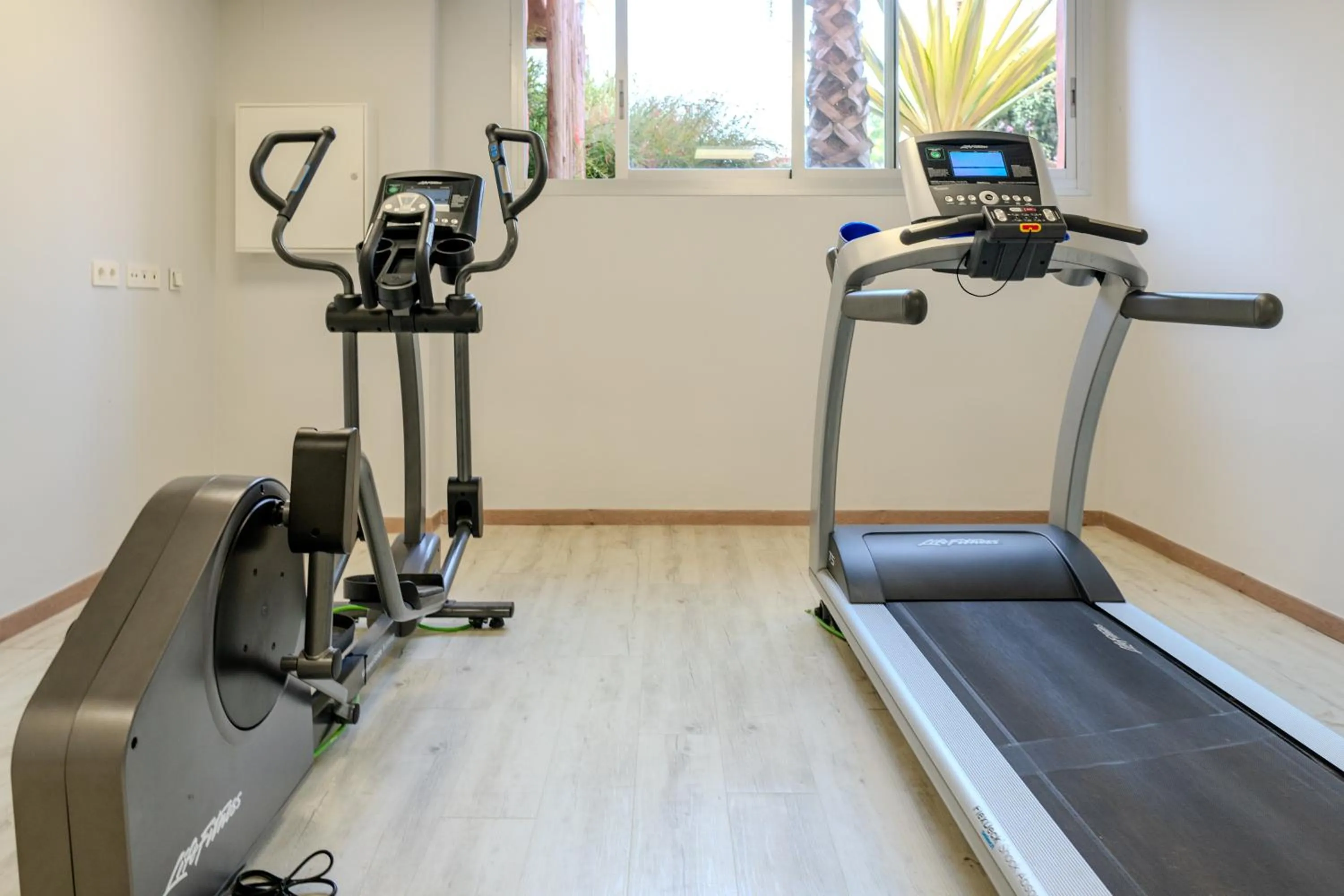Fitness centre/facilities in Tarifa Lances by QHotels