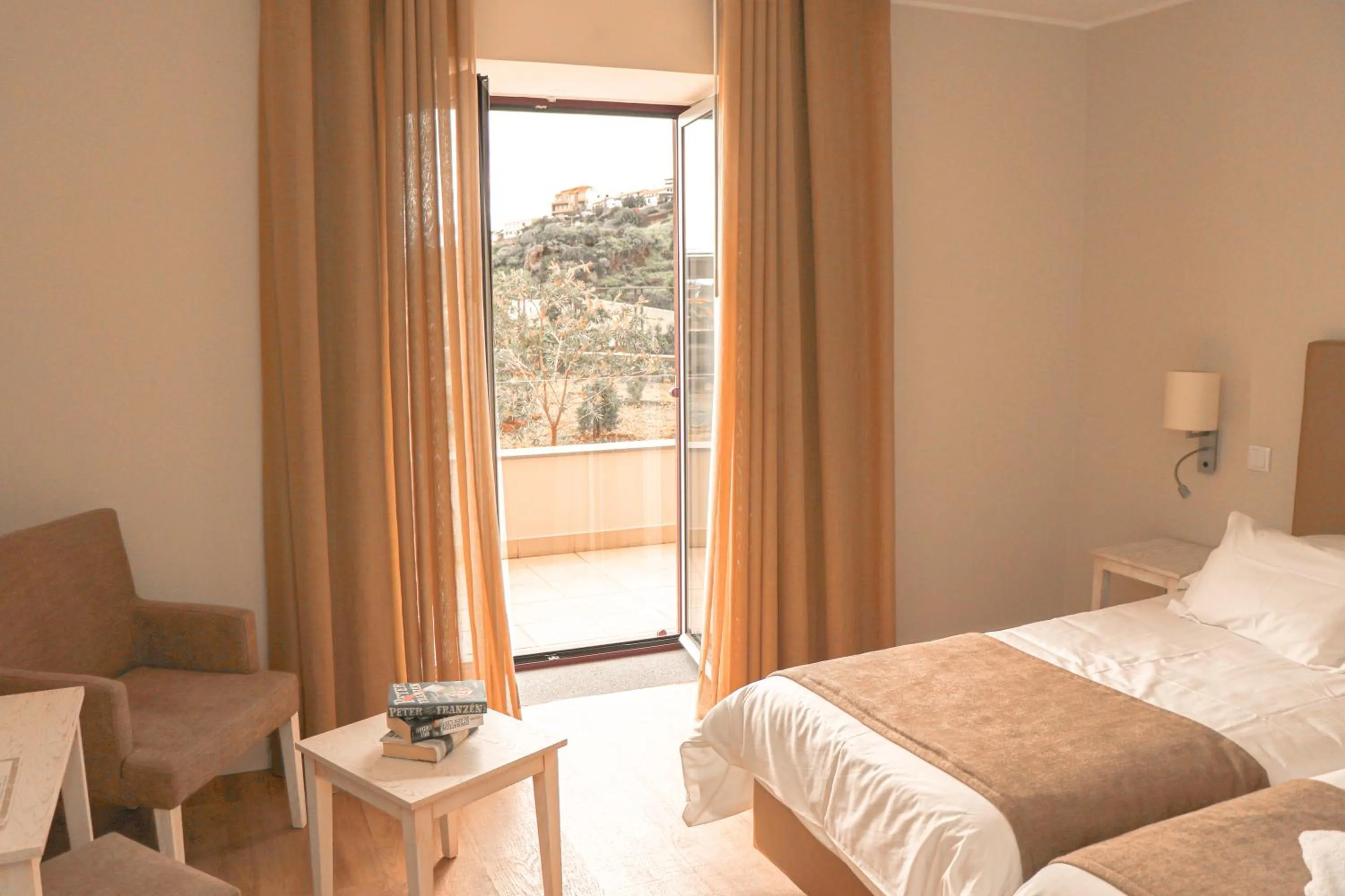 Bedroom, Bed in Hotel Solar Bom Jesus