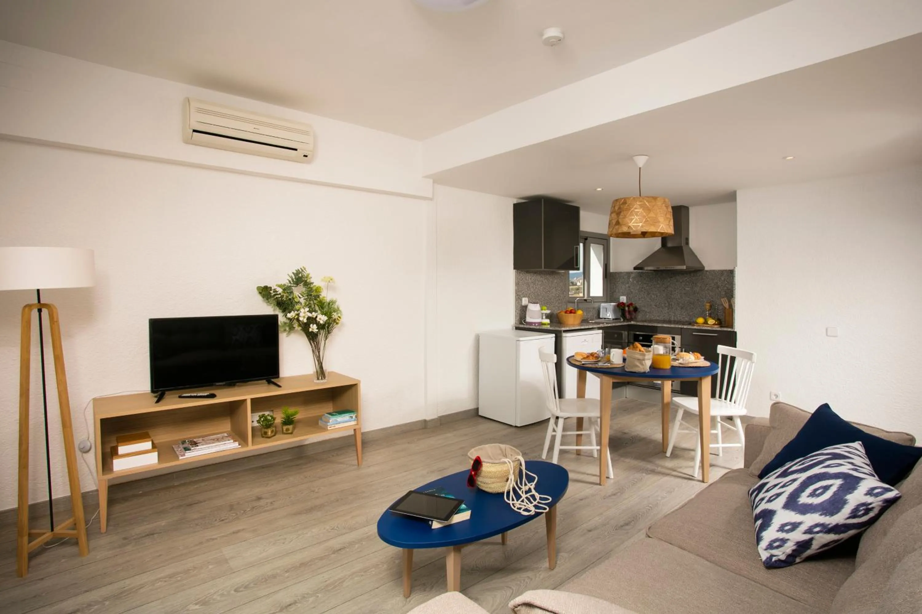 Living room in Pierre & Vacances Blanes Playa