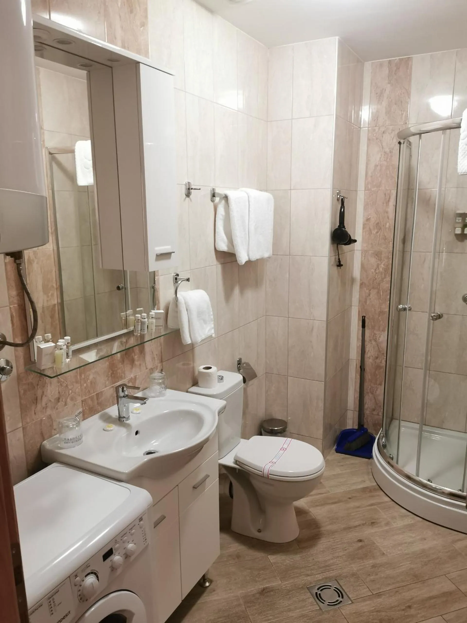 Shower in ApartHotel Belvedere Residence Becici Budva