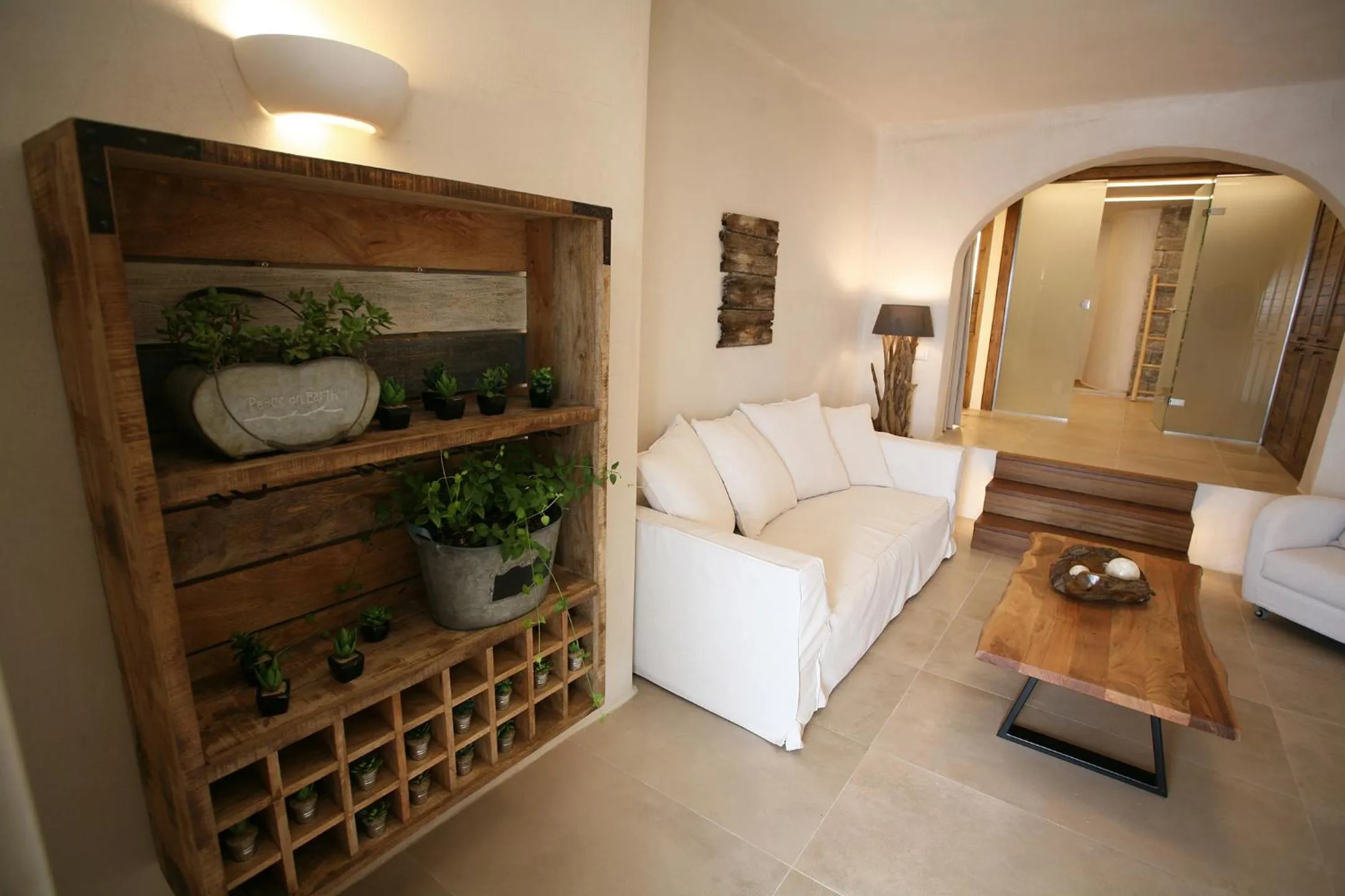 Property building in Atlantis Beach Residence