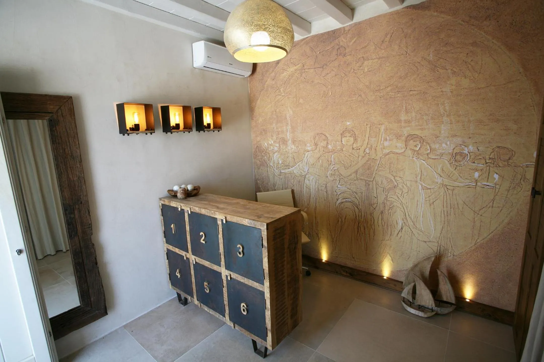 Property building in Atlantis Beach Residence