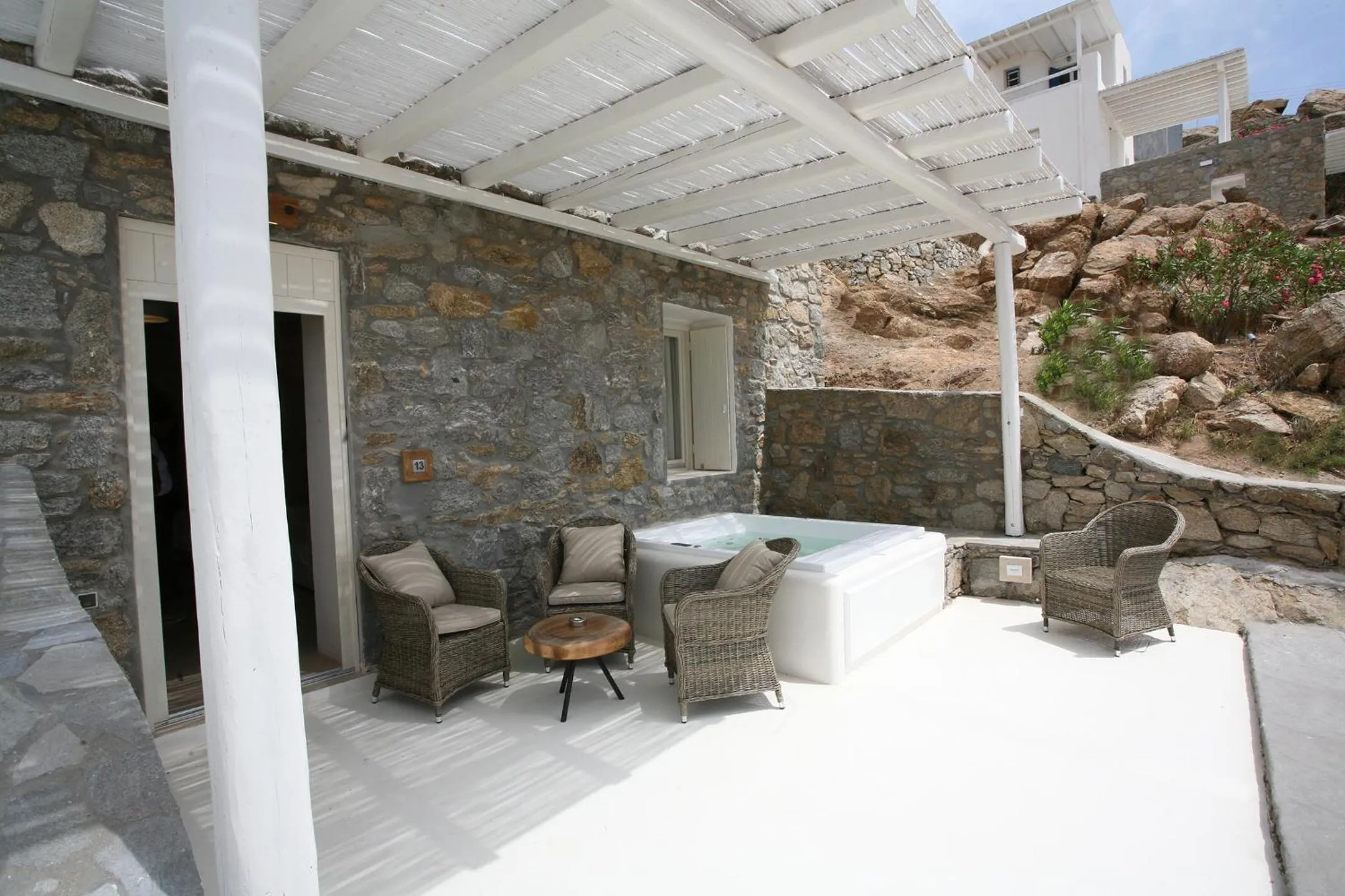 Property building in Atlantis Beach Residence