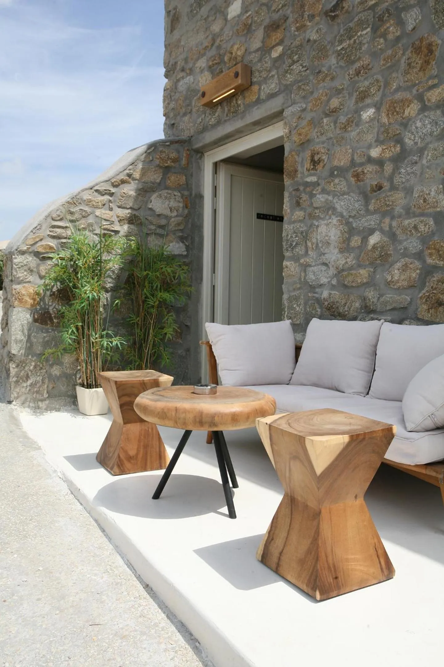 Property building in Atlantis Beach Residence